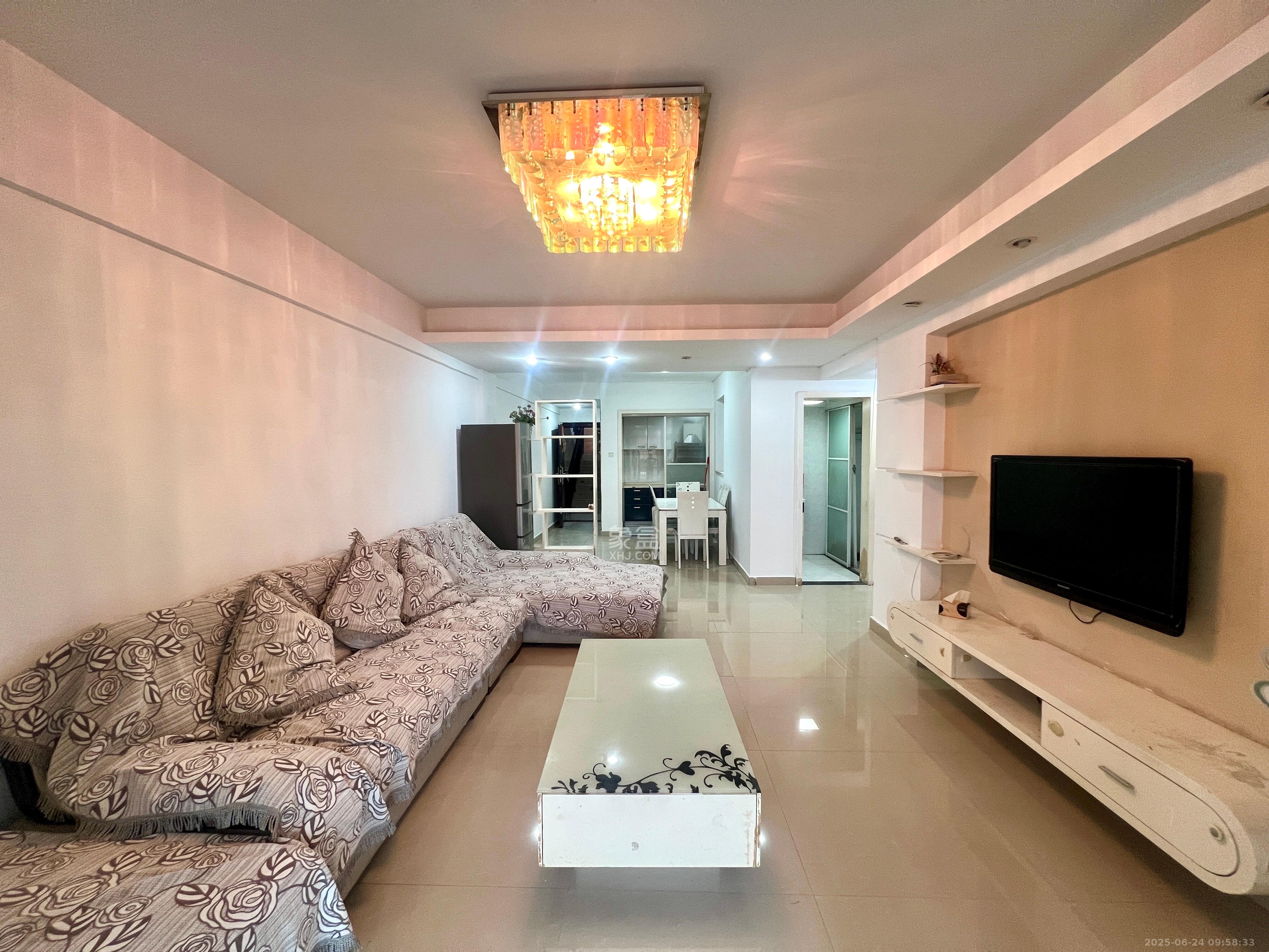 山水庭院  2室2厅1卫    1550.0元/月室内图