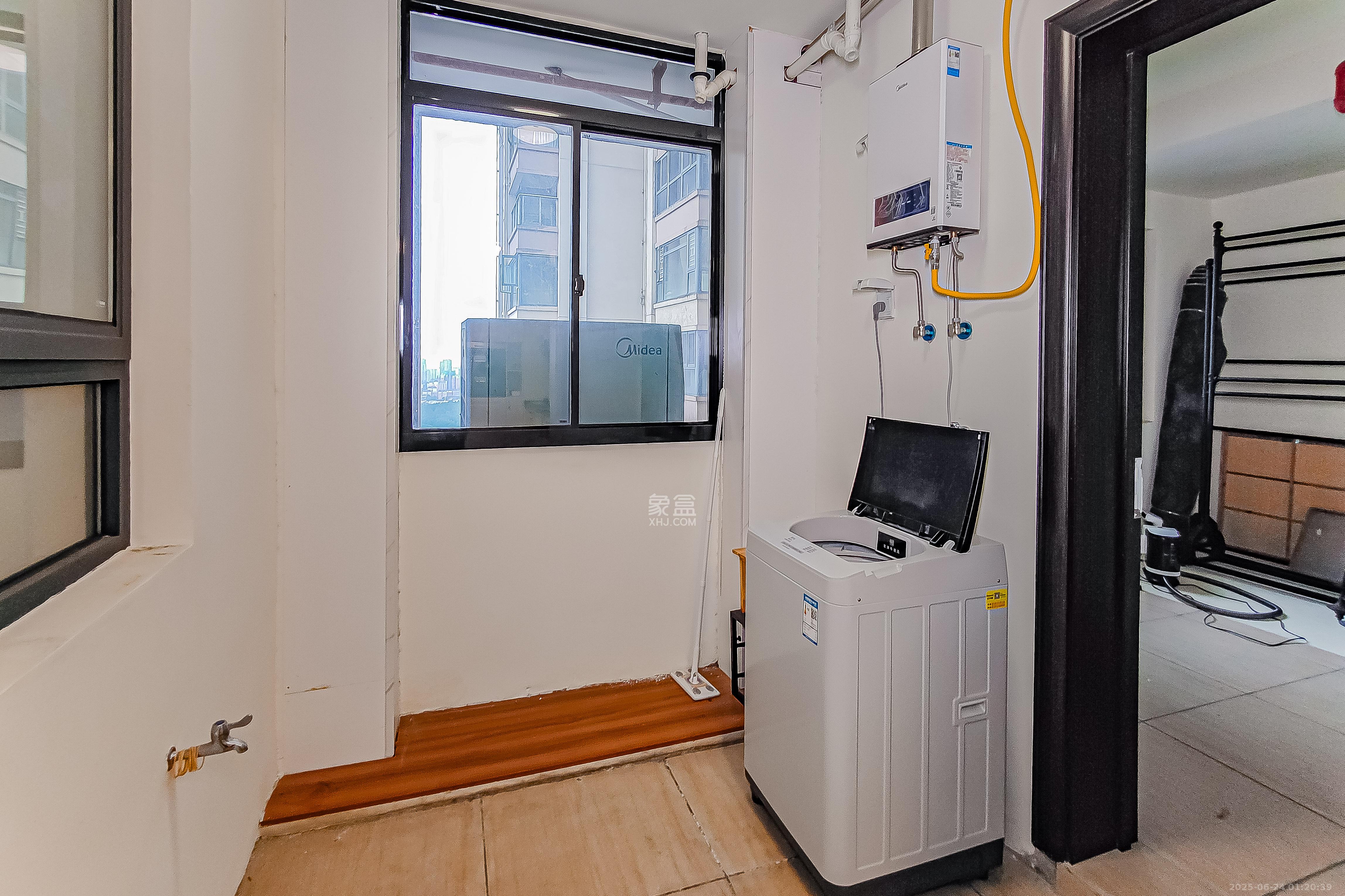 碧桂园威尼斯城 4室3厅3卫 260.0万 碧桂园威尼斯城 4室3厅3卫 260.0万其他