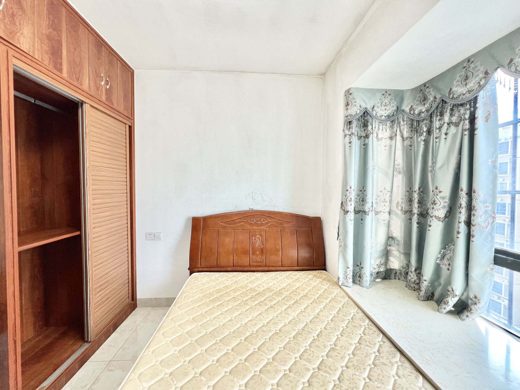 鑫海华庭 2室1厅1卫 1800.0元/月 鑫海华庭 2室1厅1卫 1800.0元/月室内图