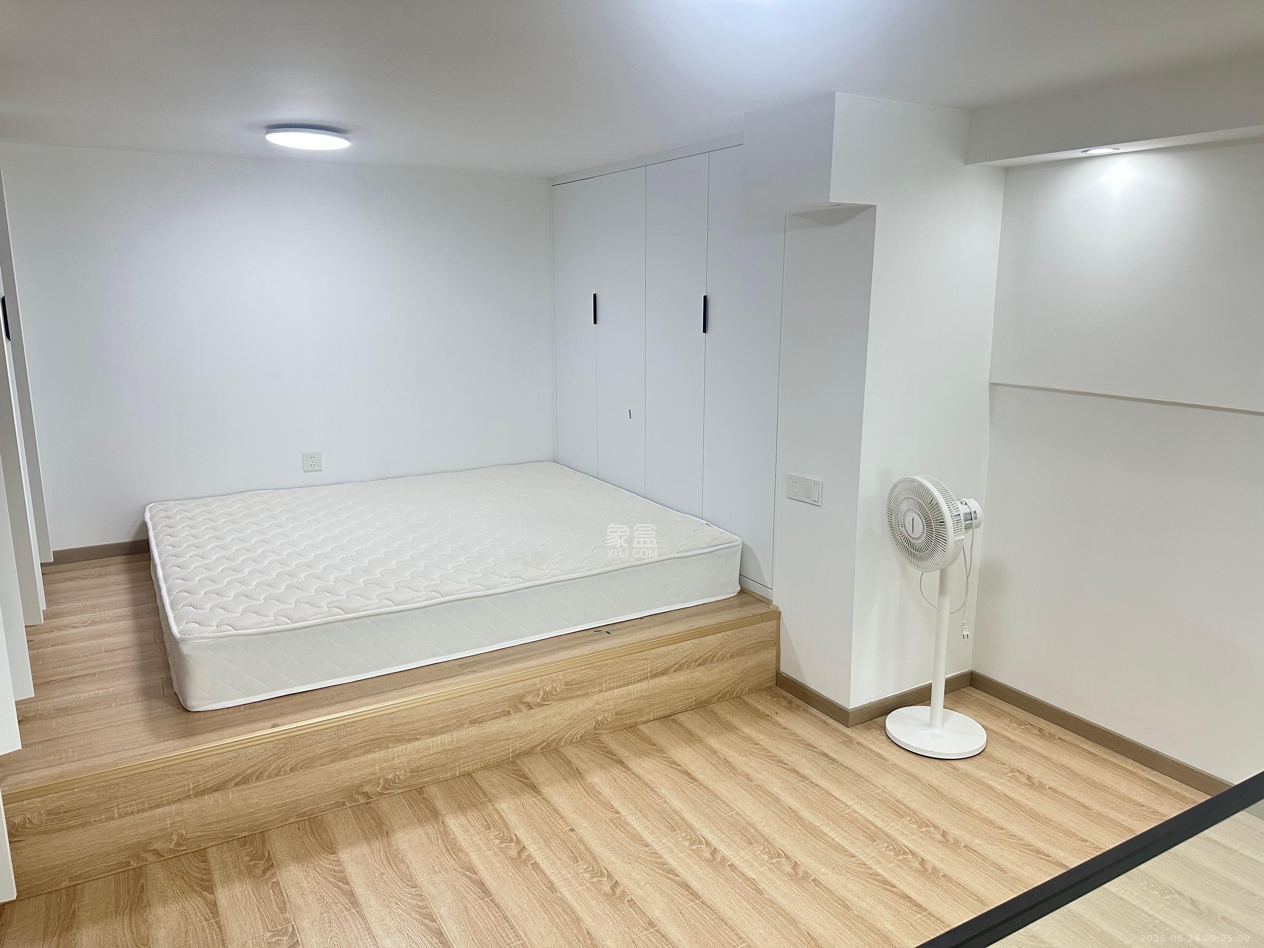 京武浪琴山三期（京武中心）  1室0厅0卫    2800.0元/月室内图