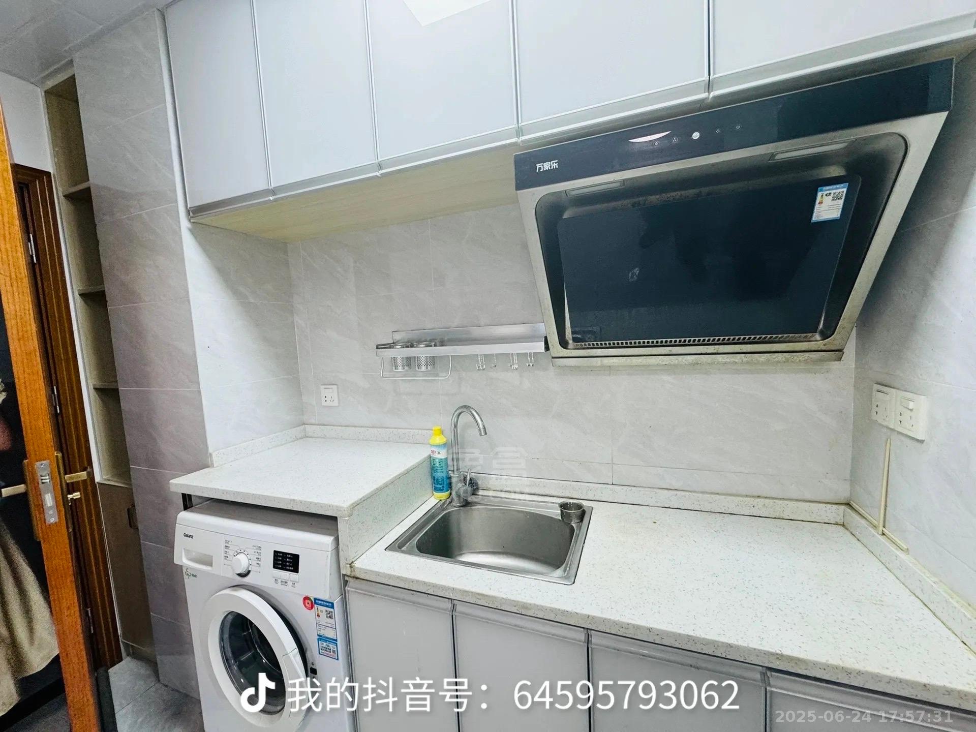 文艺复兴(未来城) 1室1厅1卫 1000.0元/月 文艺复兴(未来城) 1室1厅1卫 1000.0元/月室内图