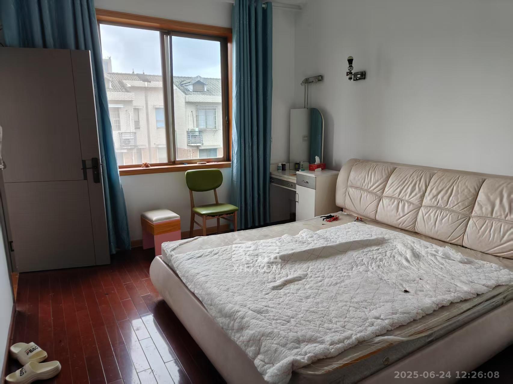 芙蓉公寓 2室1厅1卫 1300.0元/月 芙蓉公寓 2室1厅1卫 1300.0元/月室内图