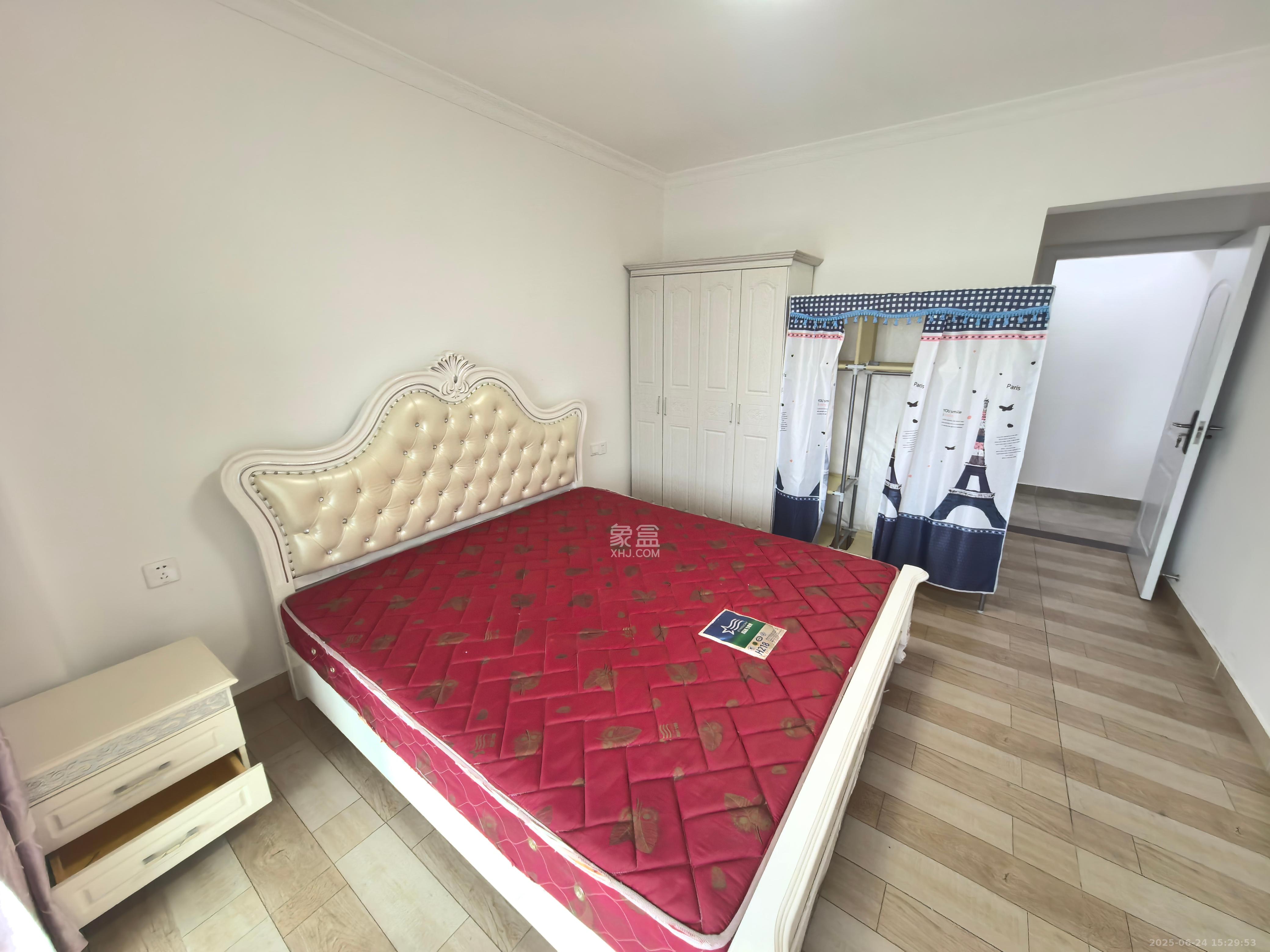 杜花嘉苑(杜花苑) 2室2厅1卫 2600.0元/月 杜花嘉苑(杜花苑) 2室2厅1卫 2600.0元/月室内图