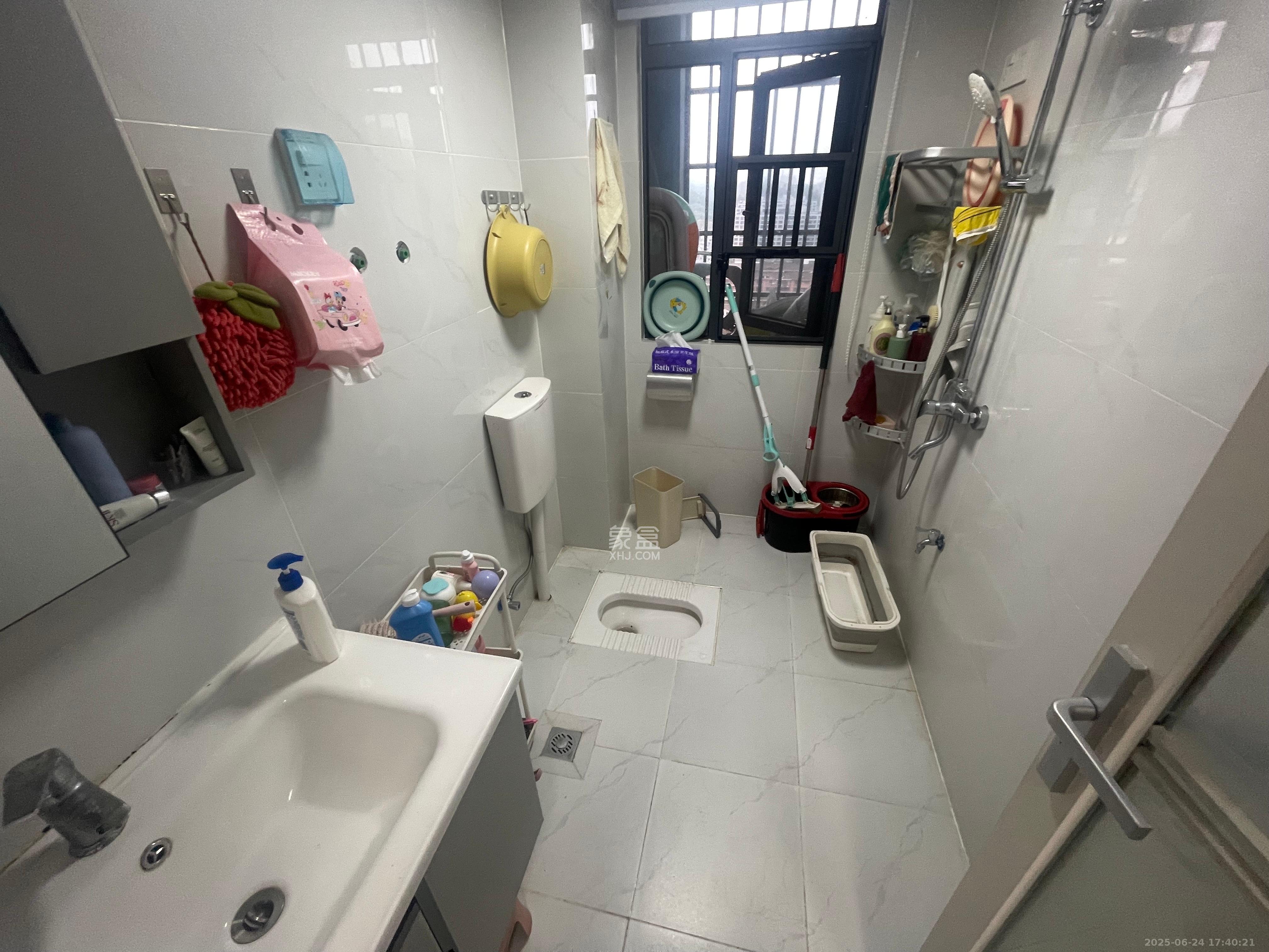 谷峰安置小区（惟德园）  5室2厅2卫   3680.00元/月室内图
