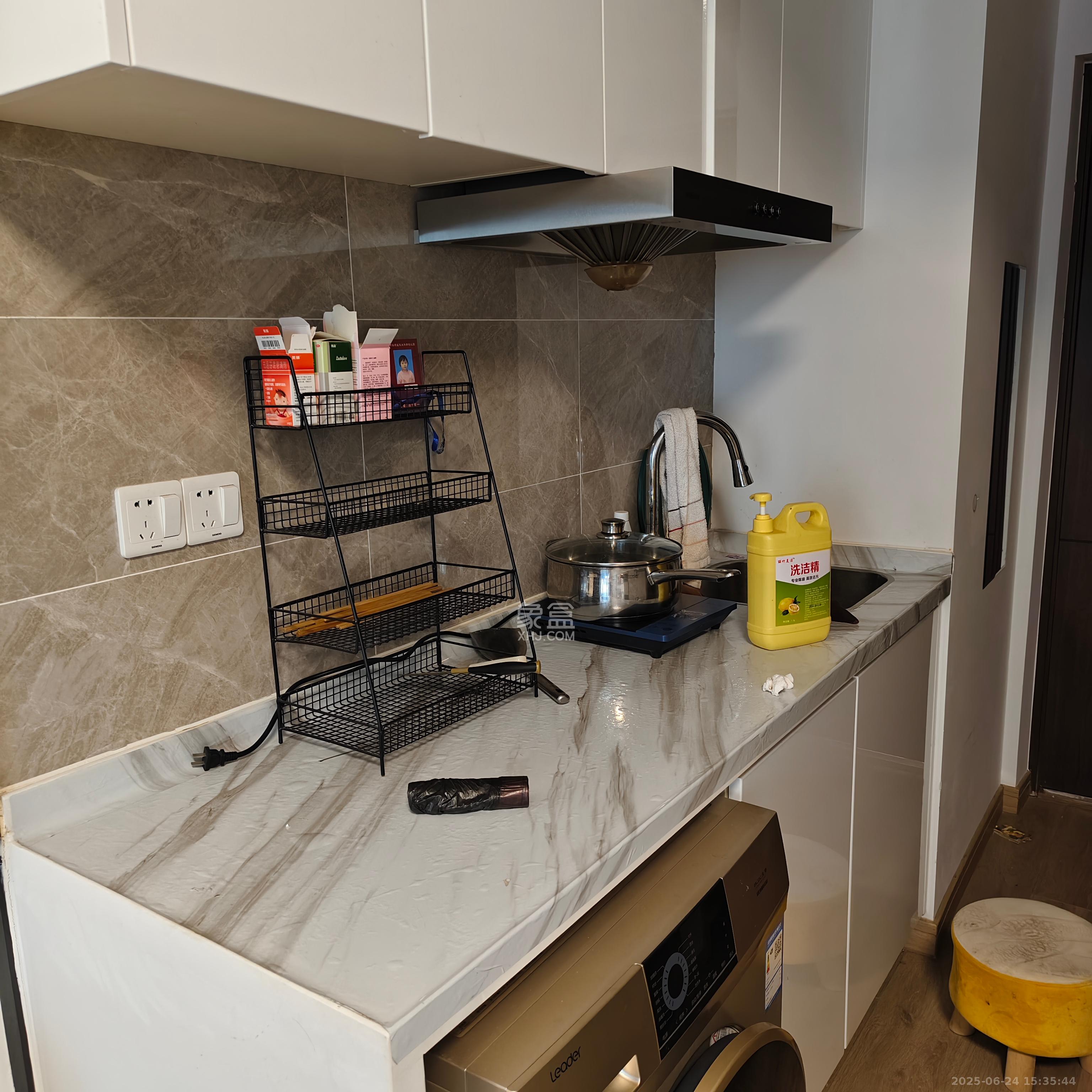 新城和樾(新城和樾公馆) 1室1厅1卫 1300.0元/月 新城和樾(新城和樾公馆) 1室1厅1卫 1300.0元/月室内图