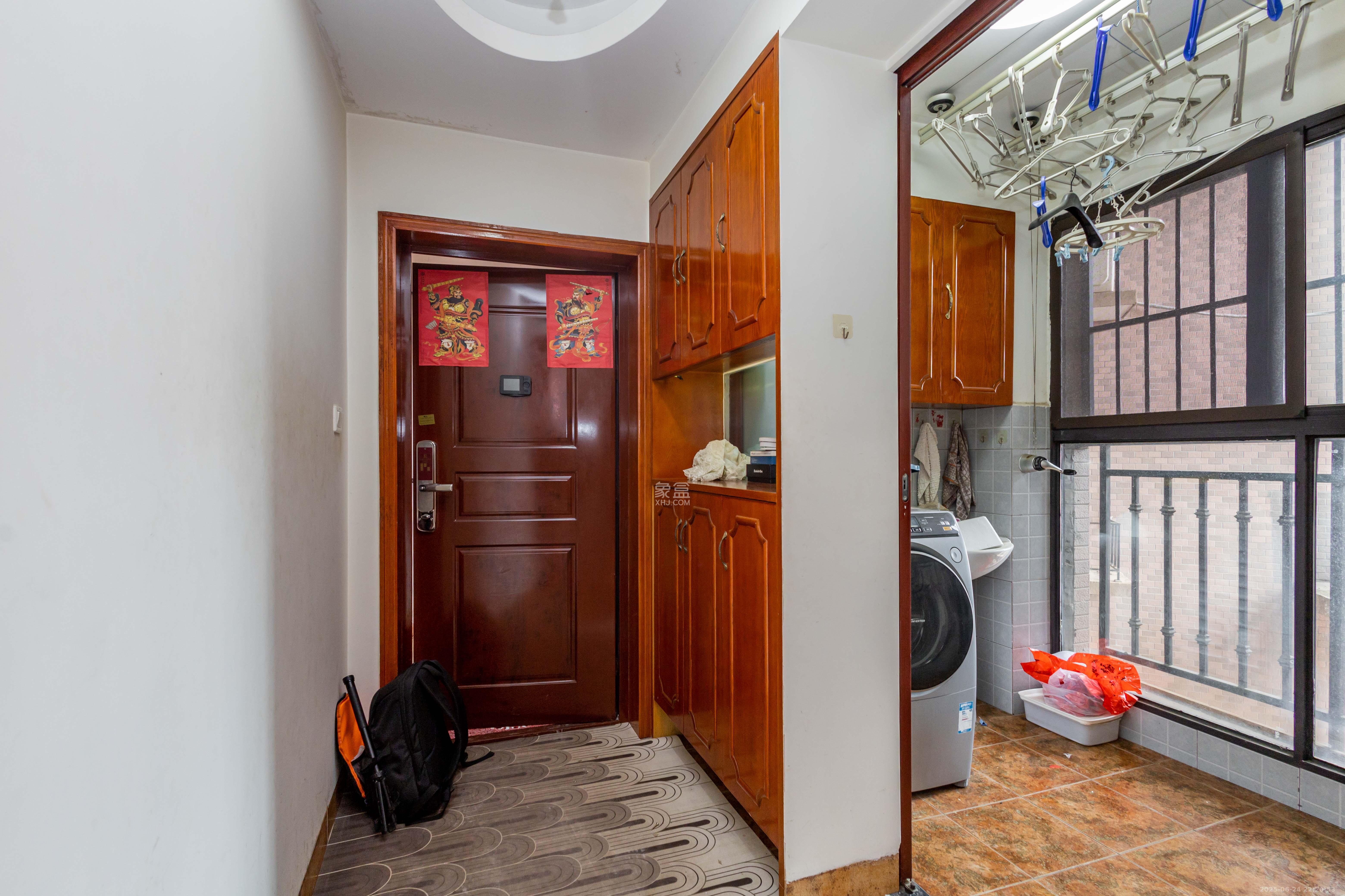 康桥长郡 4室2厅2卫 110.0万 康桥长郡 4室2厅2卫 110.0万卧室