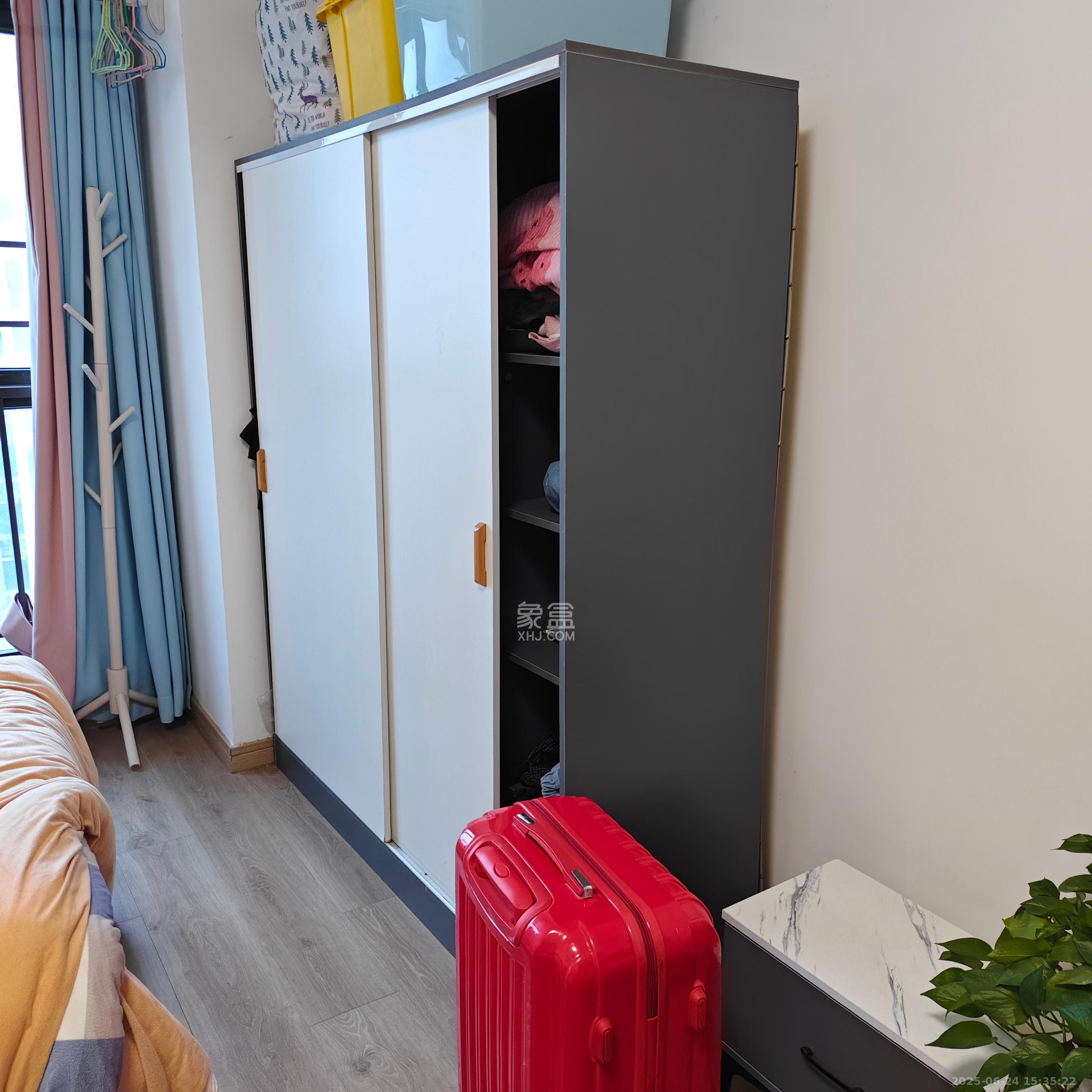 新城和樾(新城和樾公馆) 1室1厅1卫 1300.0元/月 新城和樾(新城和樾公馆) 1室1厅1卫 1300.0元/月室内图