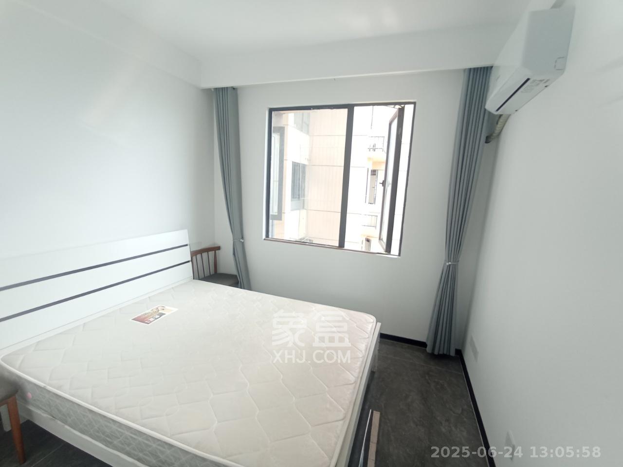 长房云公馆  3室2厅2卫   2500.00元/月室内图