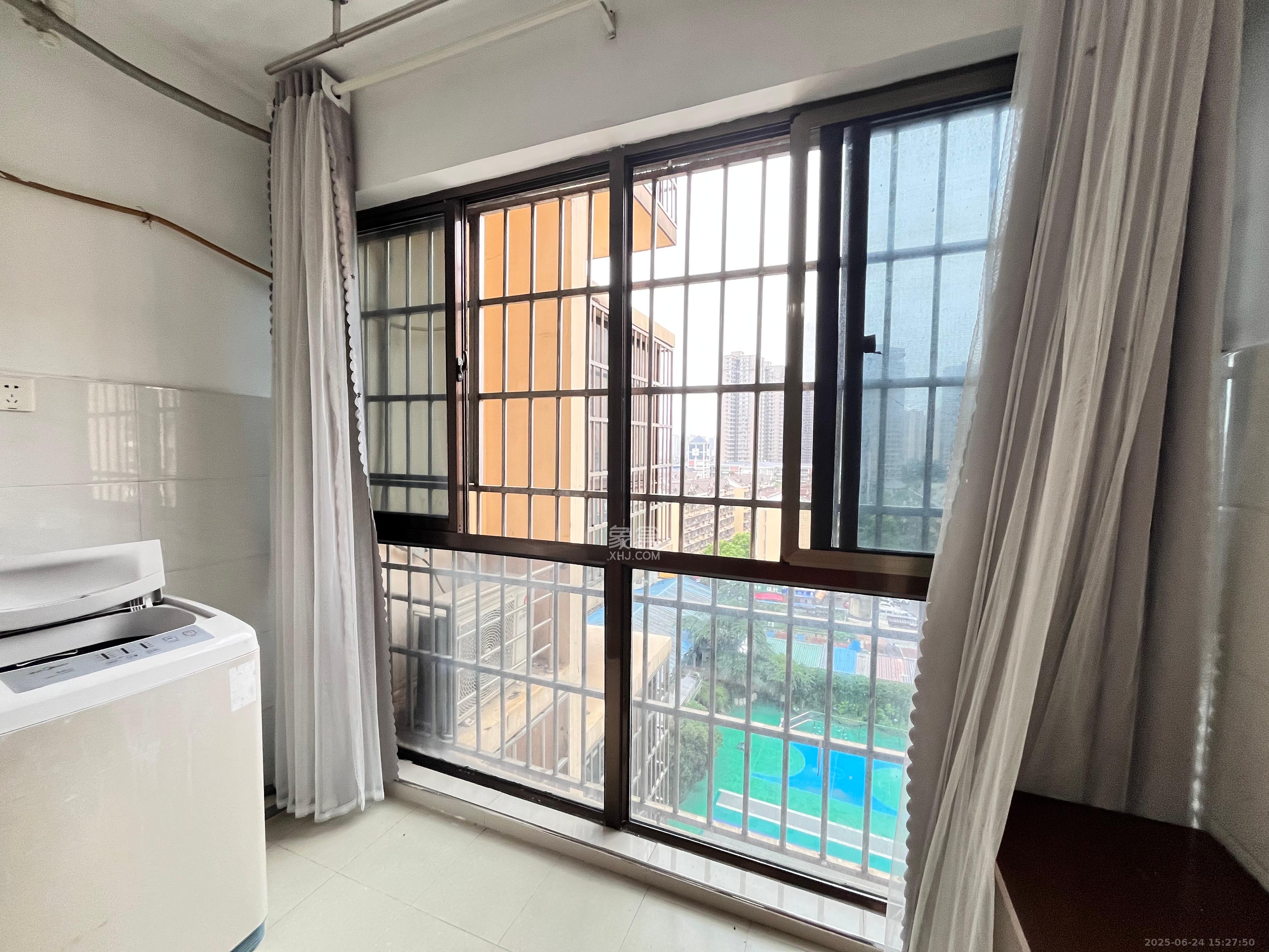 东屯渡高层安置小区  1室1厅1卫   1800.00元/月室内图