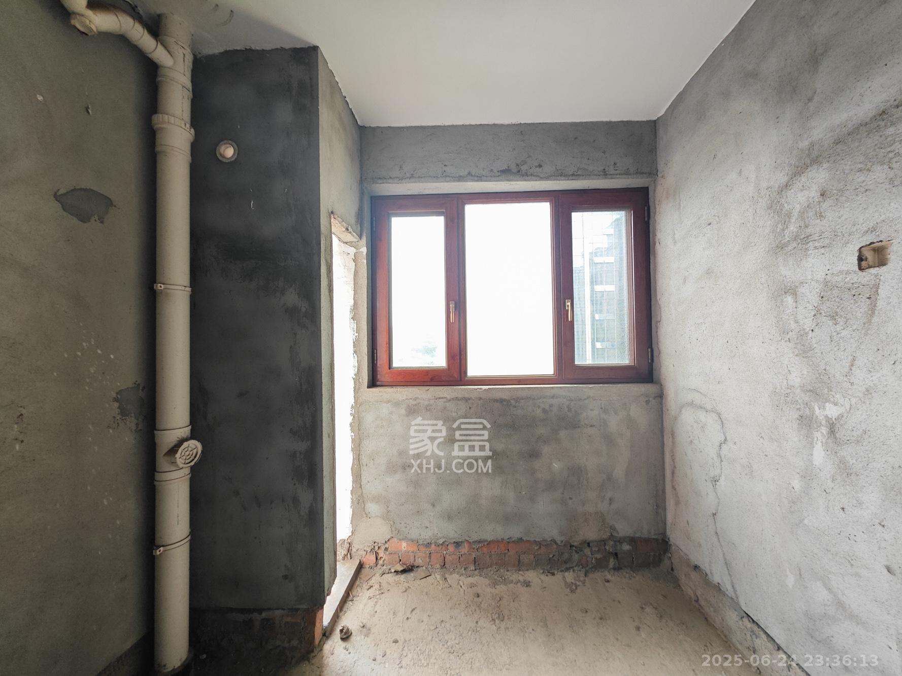 湘核新家园 3室1厅2卫 85.0万 湘核新家园 3室1厅2卫 85.0万其他