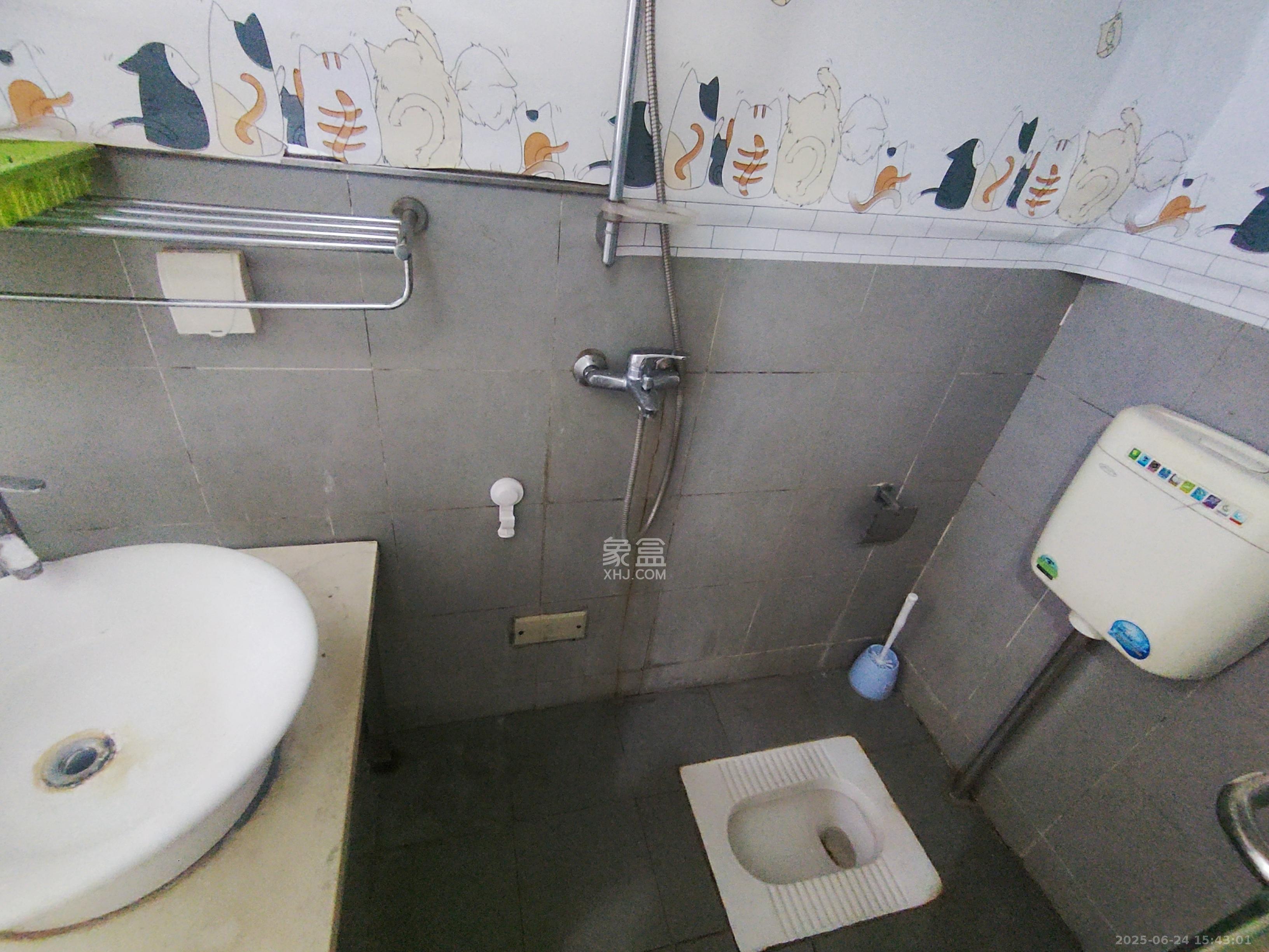 华润凤凰城一期  1室1厅1卫    1580.0元/月室内图