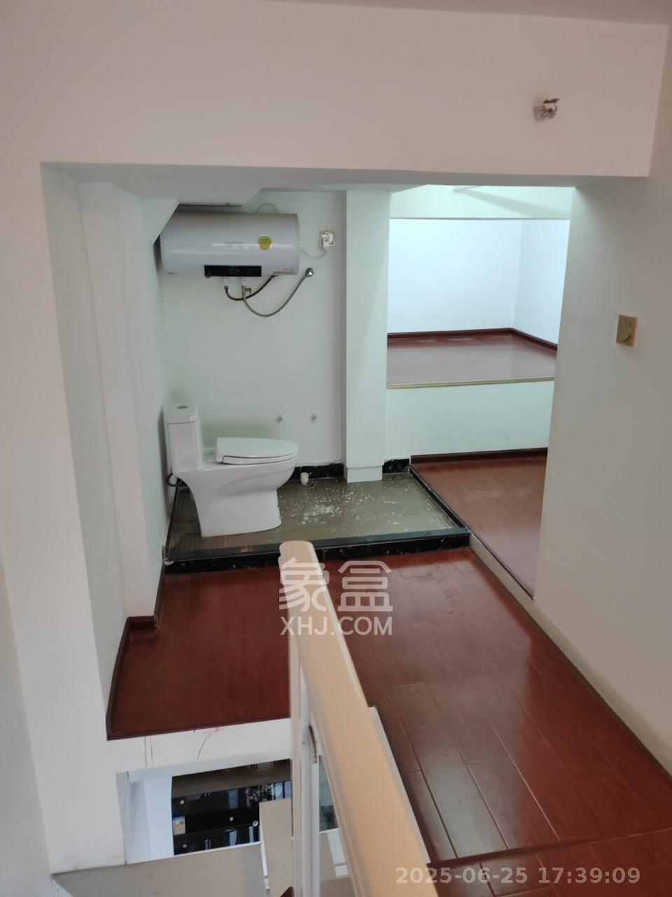 洋湖时代  1室1厅1卫   1780.00元/月室内图
