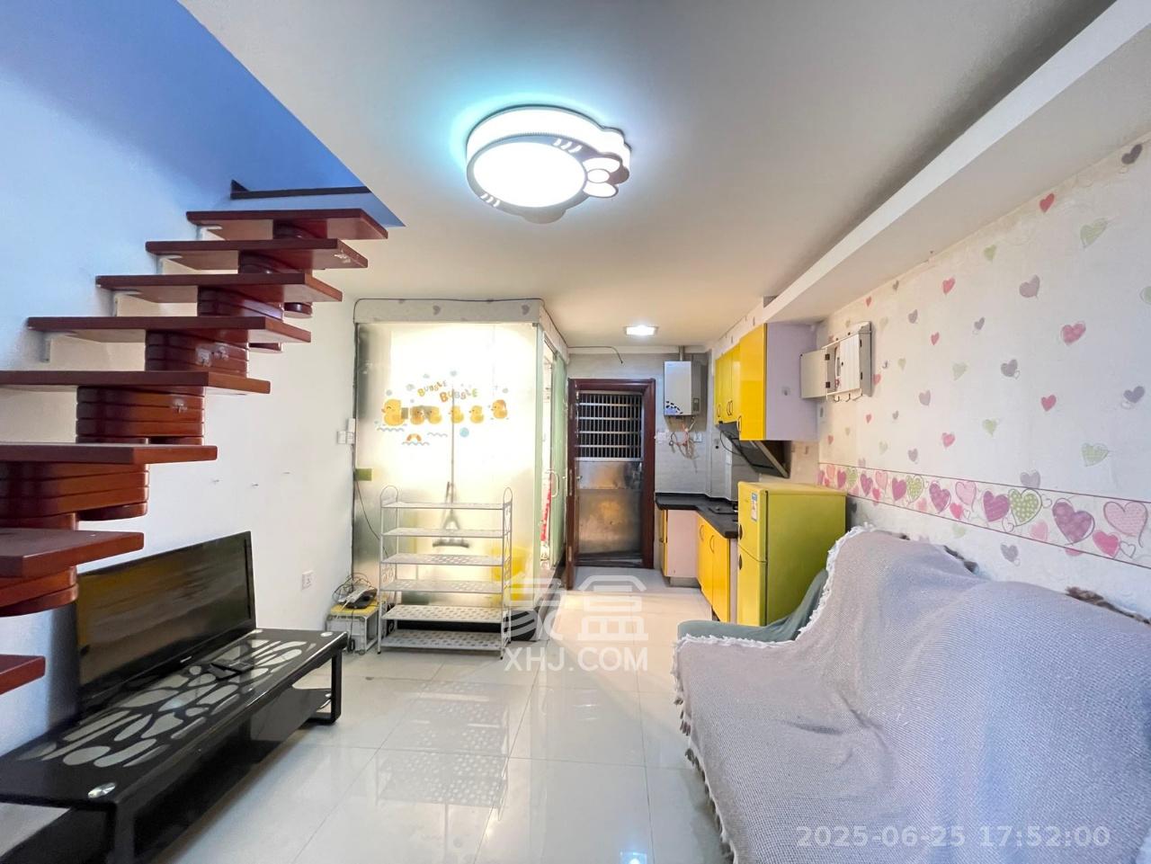 他城(天鸿时代公寓) 1室1厅1卫 1500.0元/月 他城(天鸿时代公寓) 1室1厅1卫 1500.0元/月室内图