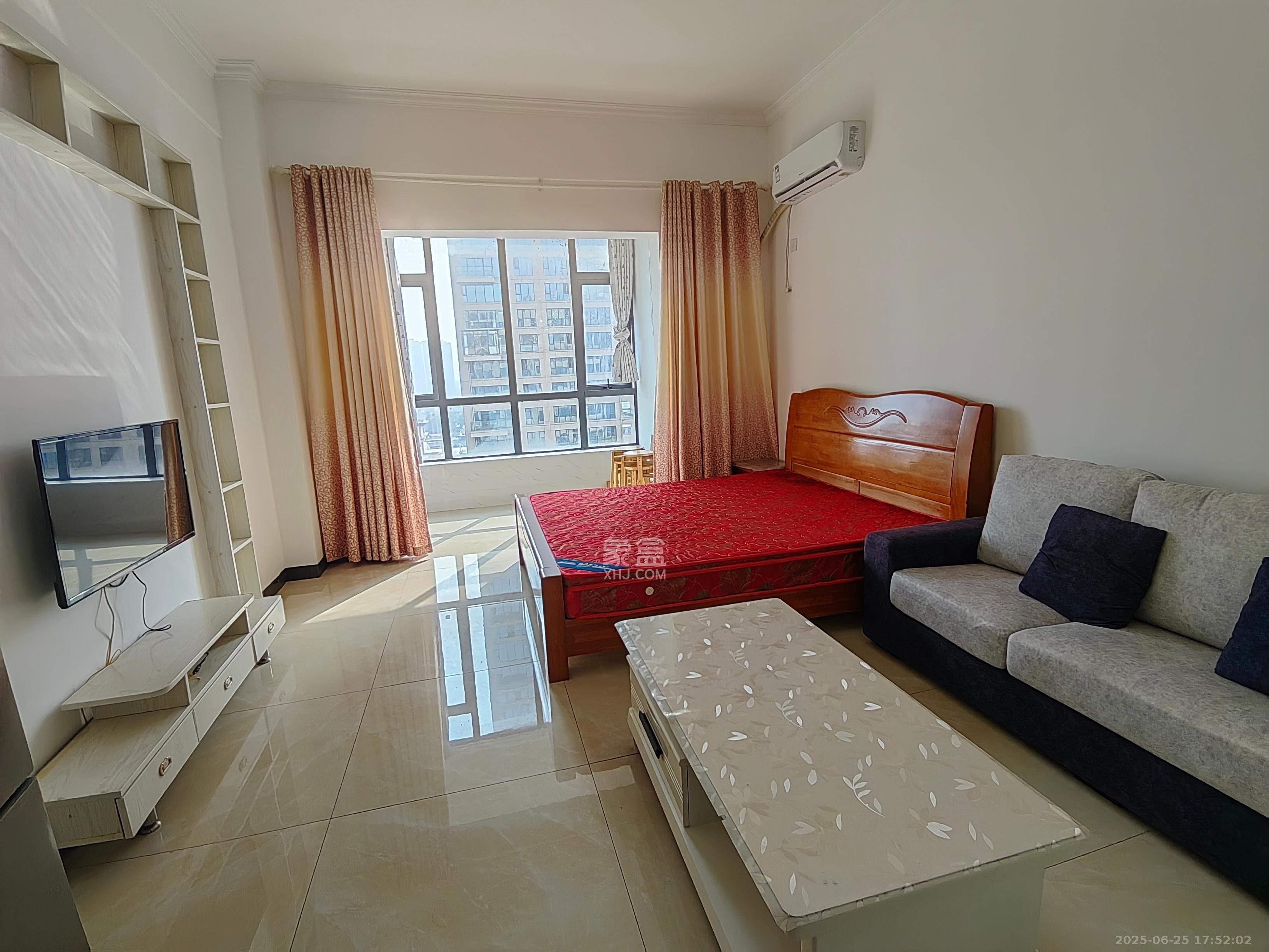 金鹰商业广场(金鹰商业大厦) 1室0厅0卫 1100.0元/月 金鹰商业广场(金鹰商业大厦) 1室0厅0卫 1100.0元/月室内图