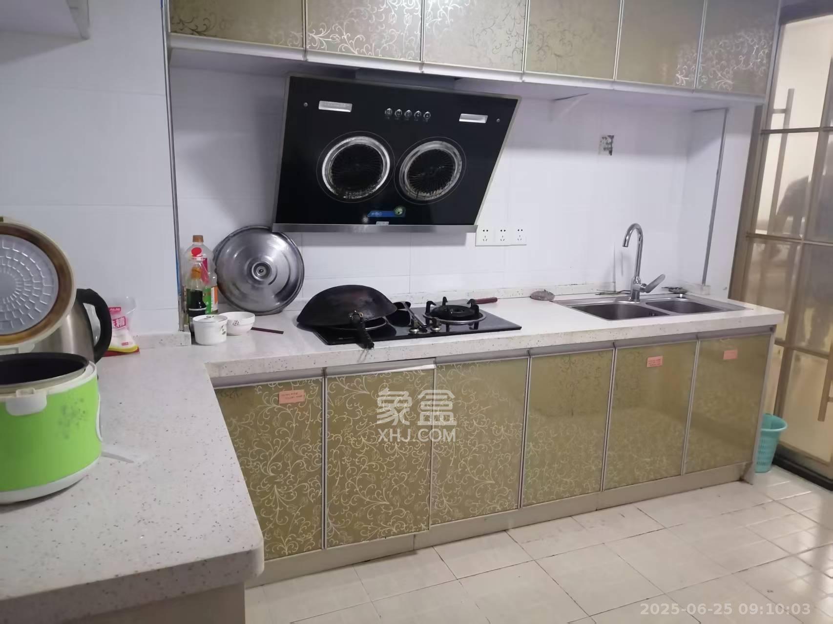 深业睿城  3室2厅1卫   1800.00元/月室内图