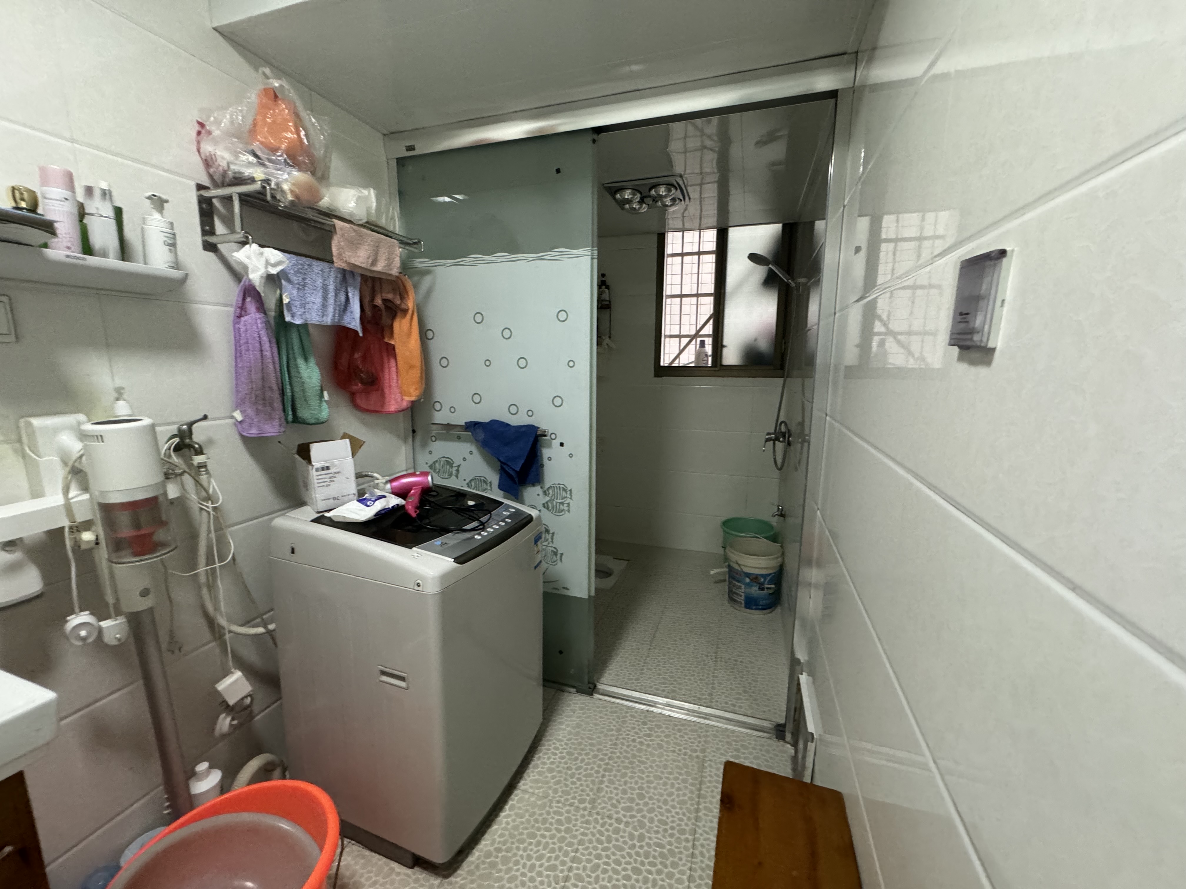 八一橡胶厂(长青中街) 3室2厅1卫 52.8万 八一橡胶厂(长青中街) 3室2厅1卫 52.8万客厅