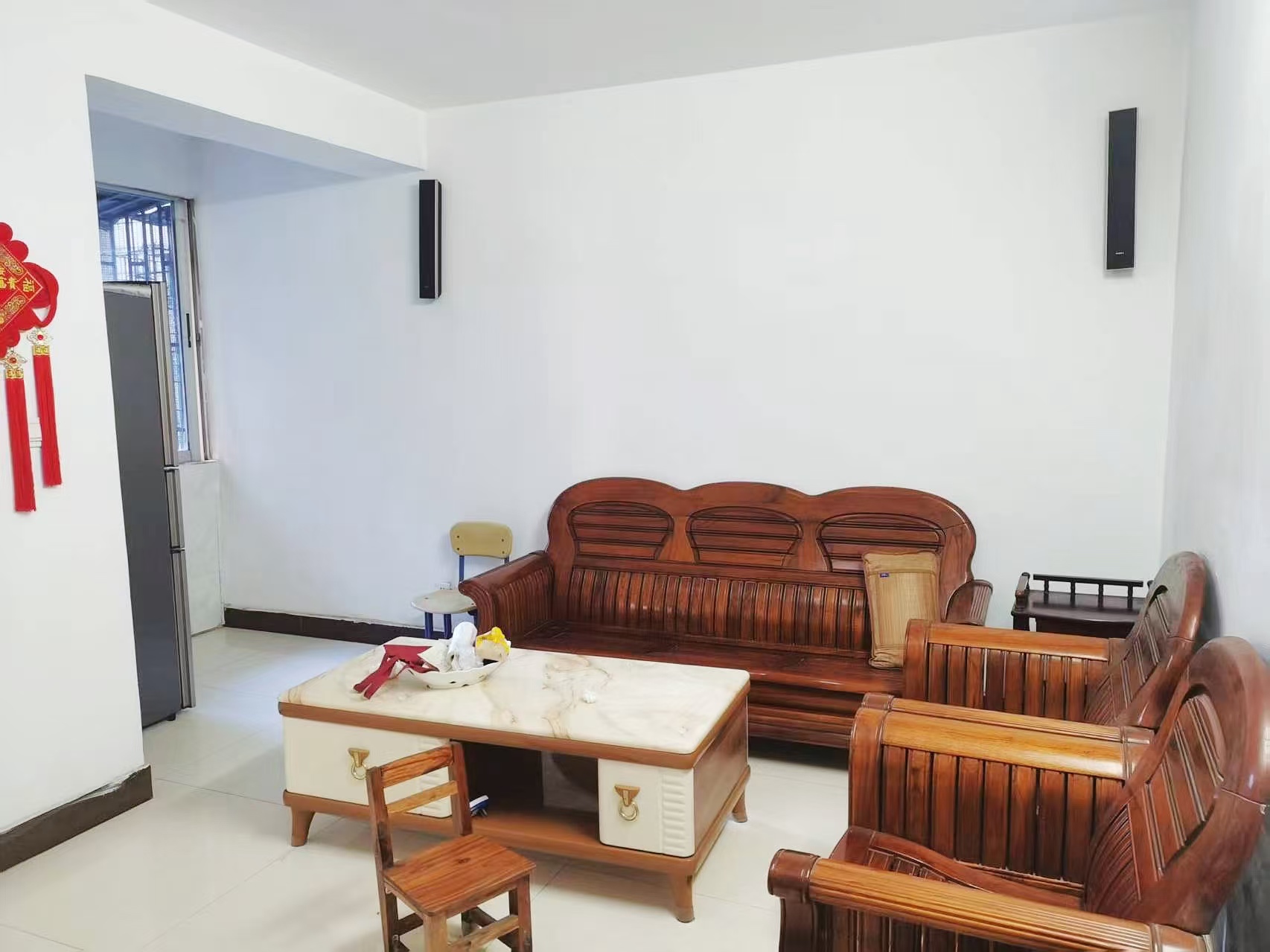 富成大厦 3室2厅1卫 2500.0元/月 富成大厦 3室2厅1卫 2500.0元/月室内图