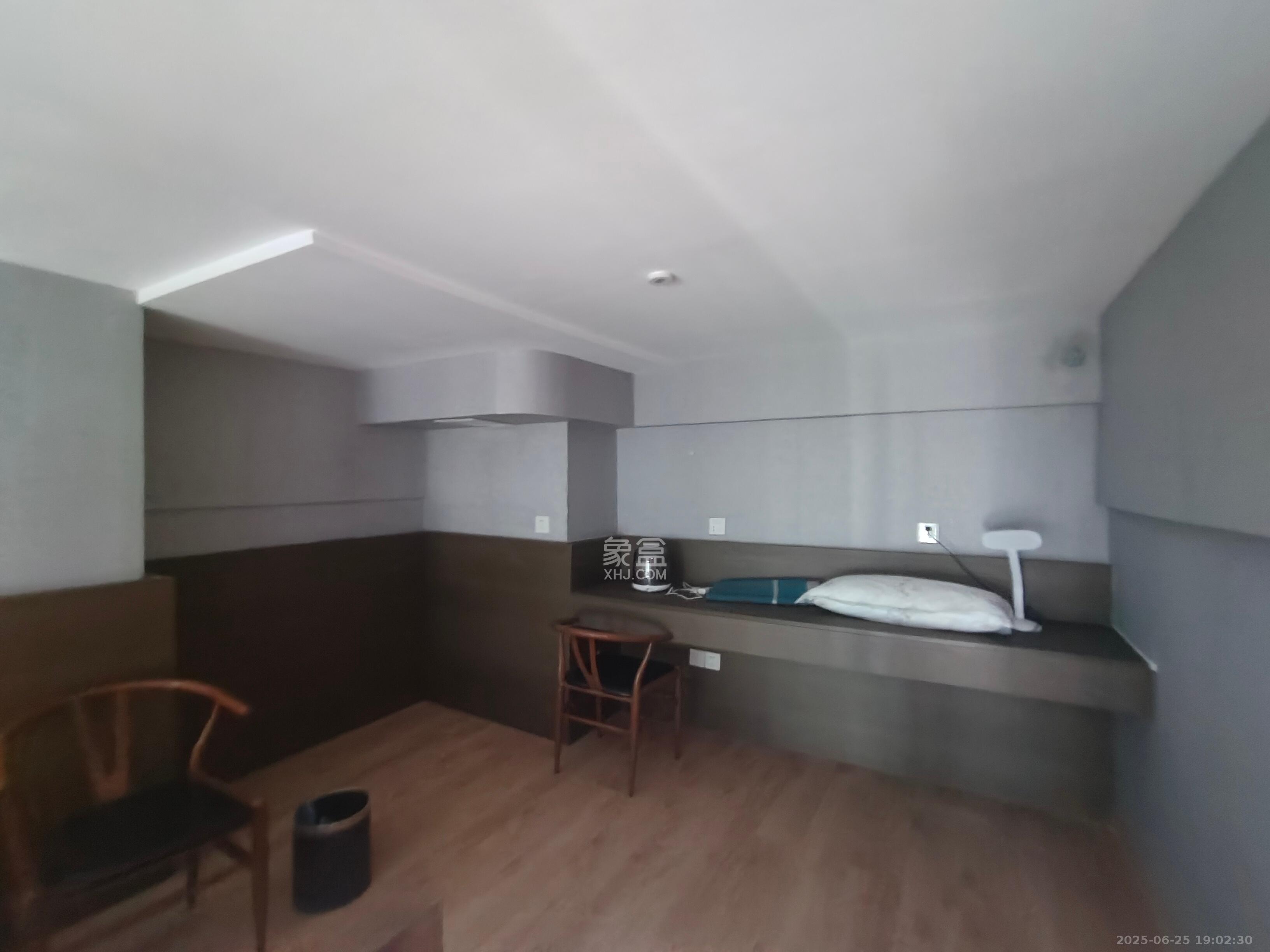 金地铂悦 1室0厅0卫 1800.0元/月 金地铂悦 1室0厅0卫 1800.0元/月室内图