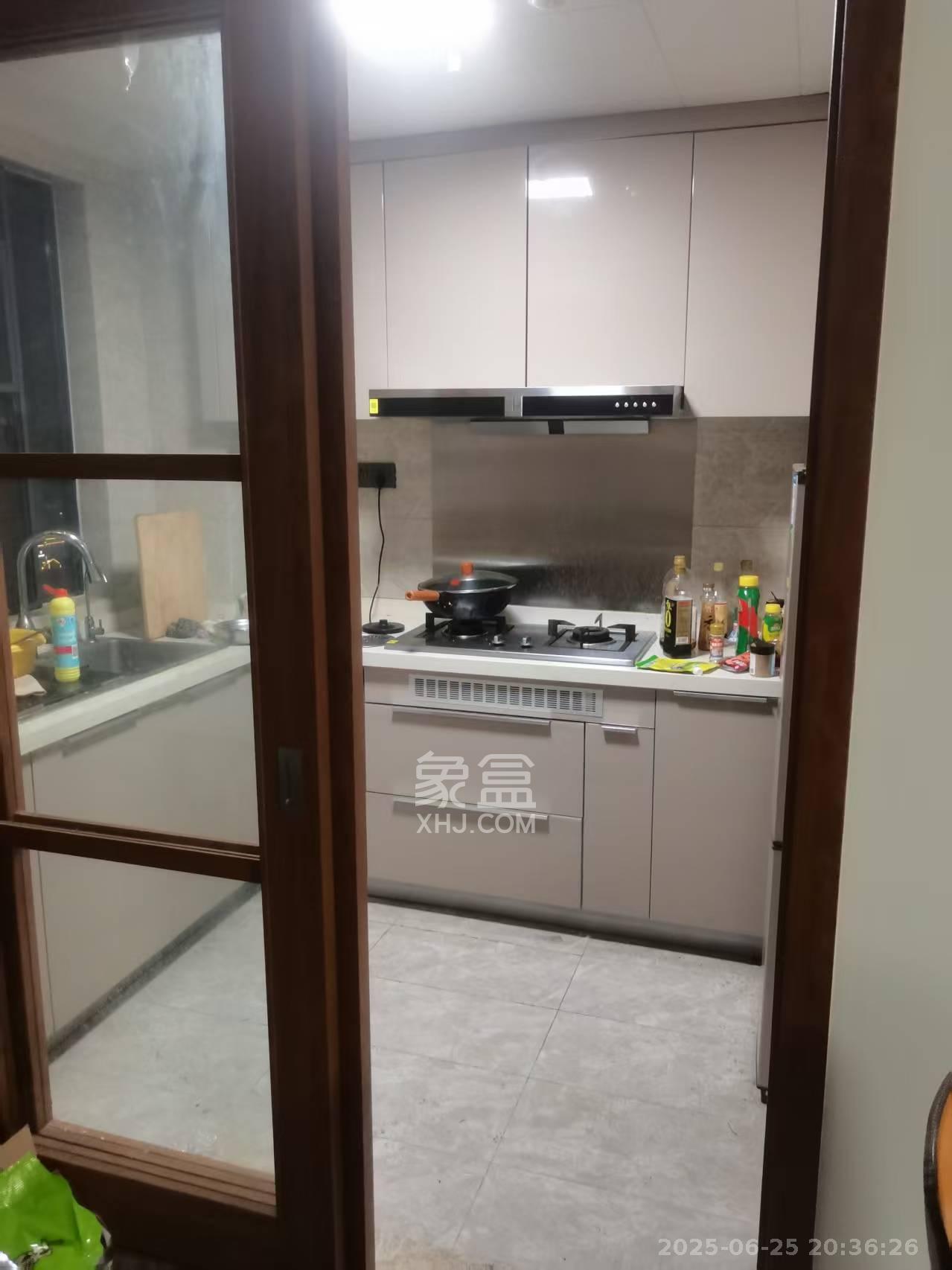 梅溪悦章  4室2厅2卫   3700.00元/月室内图