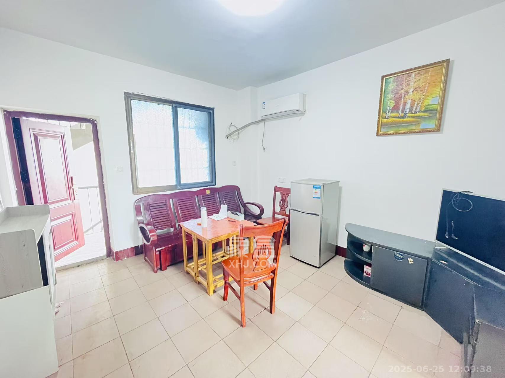 工商所宿舍(上碧湘街30号) 2室1厅1卫 2300.0元/月 工商所宿舍(上碧湘街30号) 2室1厅1卫 2300.0元/月室内图