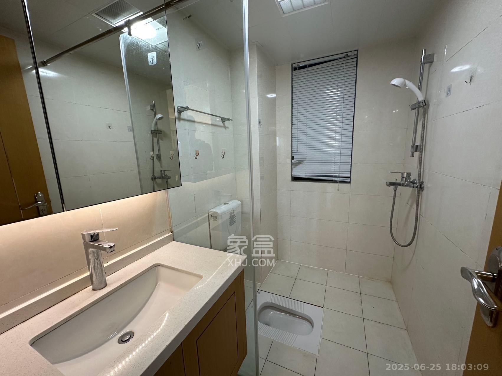 中建嘉和城凤凰台（中建瑞兴家园）  3室1厅1卫   3300.00元/月室内图