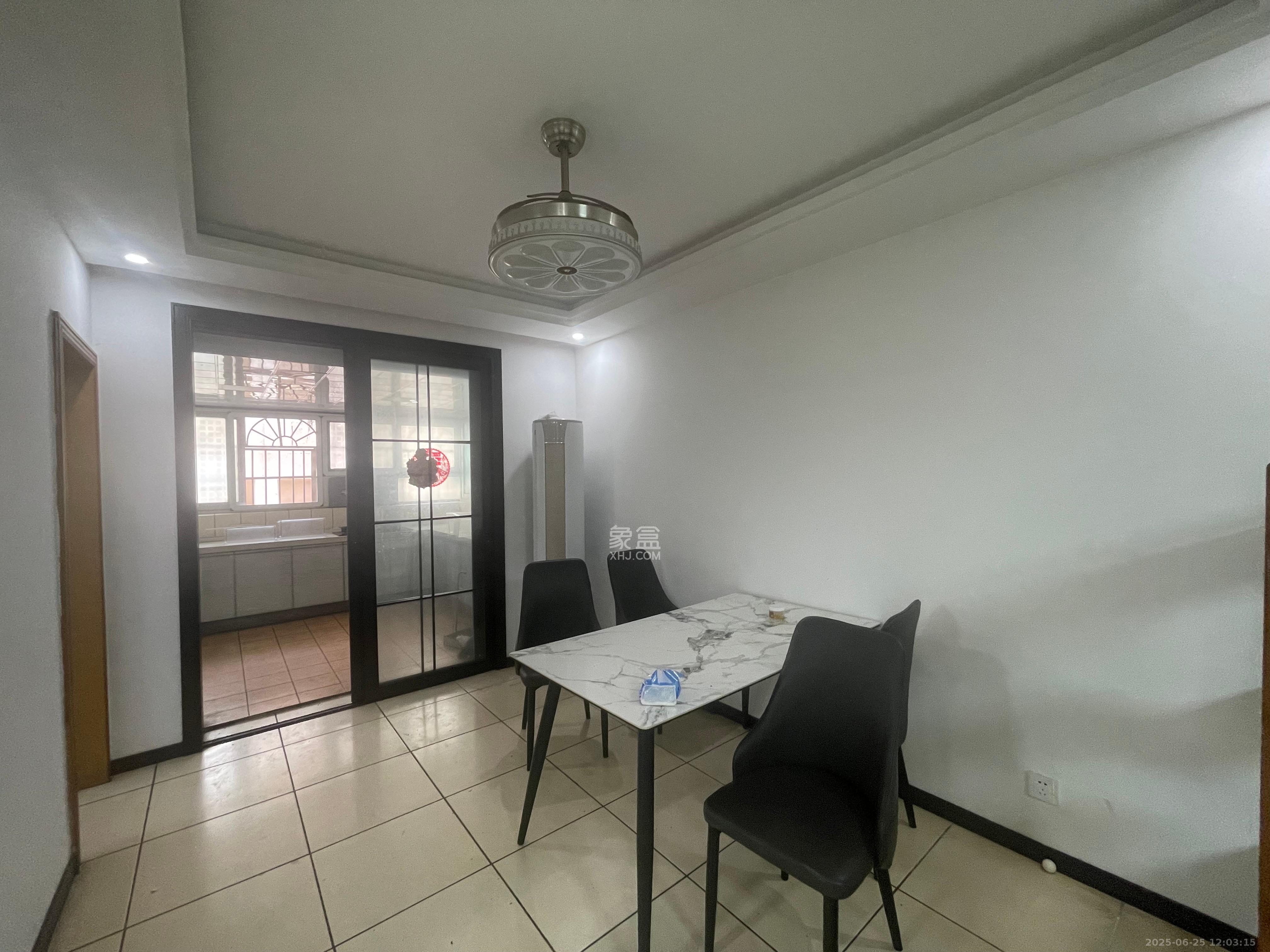 永安宝第 3室2厅1卫 2600.0元/月 永安宝第 3室2厅1卫 2600.0元/月室内图