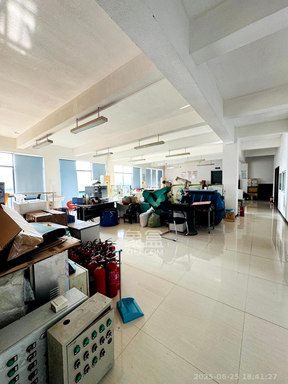 国际企业中心   427.57㎡      6500.0元/月室内图