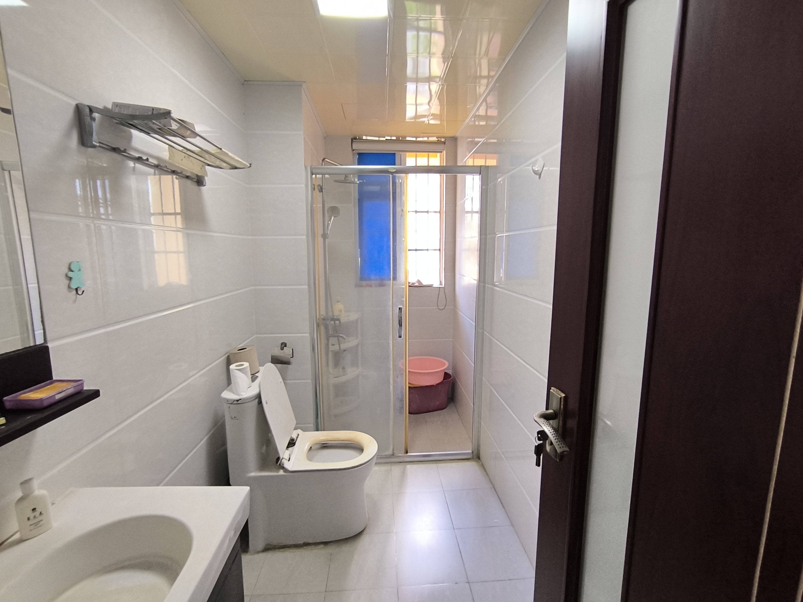 海岛阳光二期  4室2厅2卫    3300.0元/月室内图