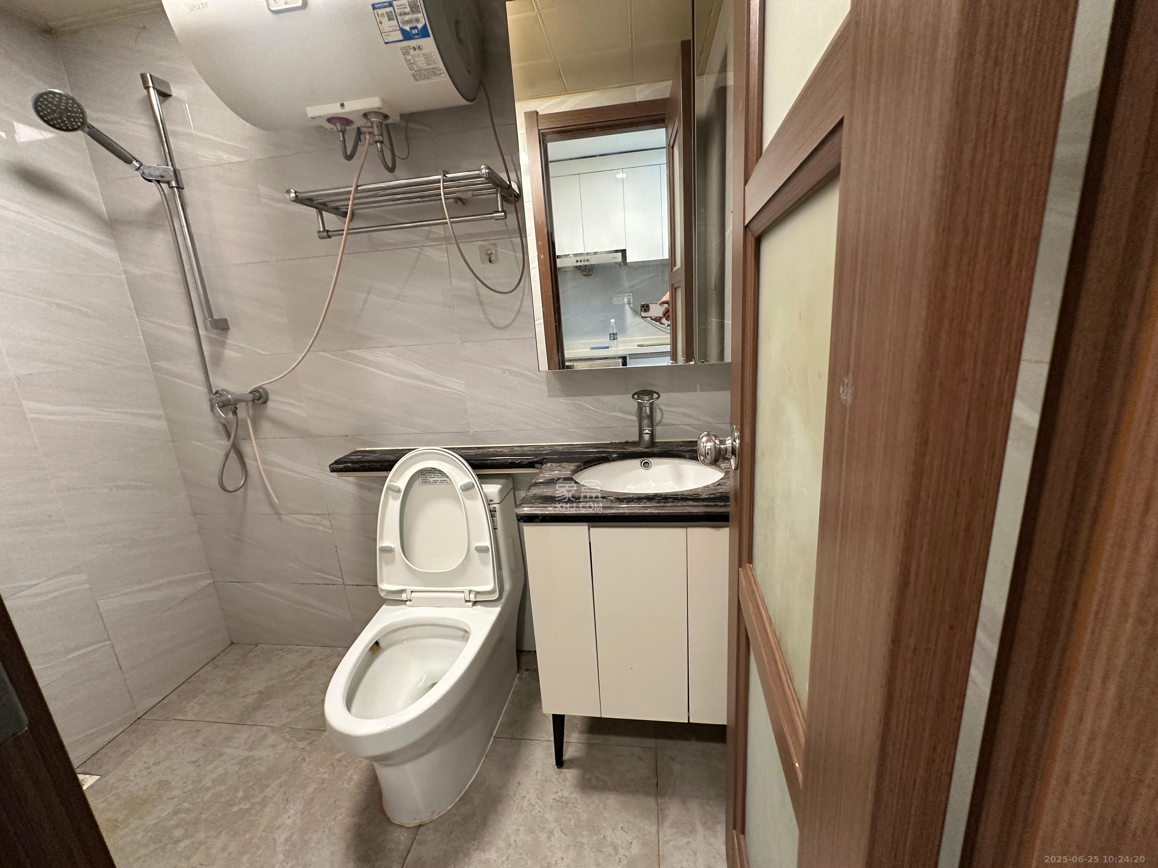 碧桂园印象  1室1厅1卫   1500.00元/月室内图