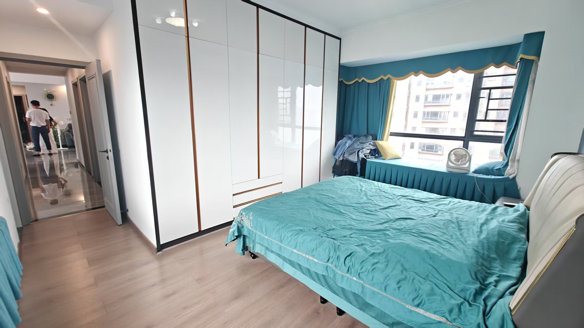 香江豪苑  4室2厅2卫    89.8万 香江豪苑  4室2厅2卫    89.8万室内图