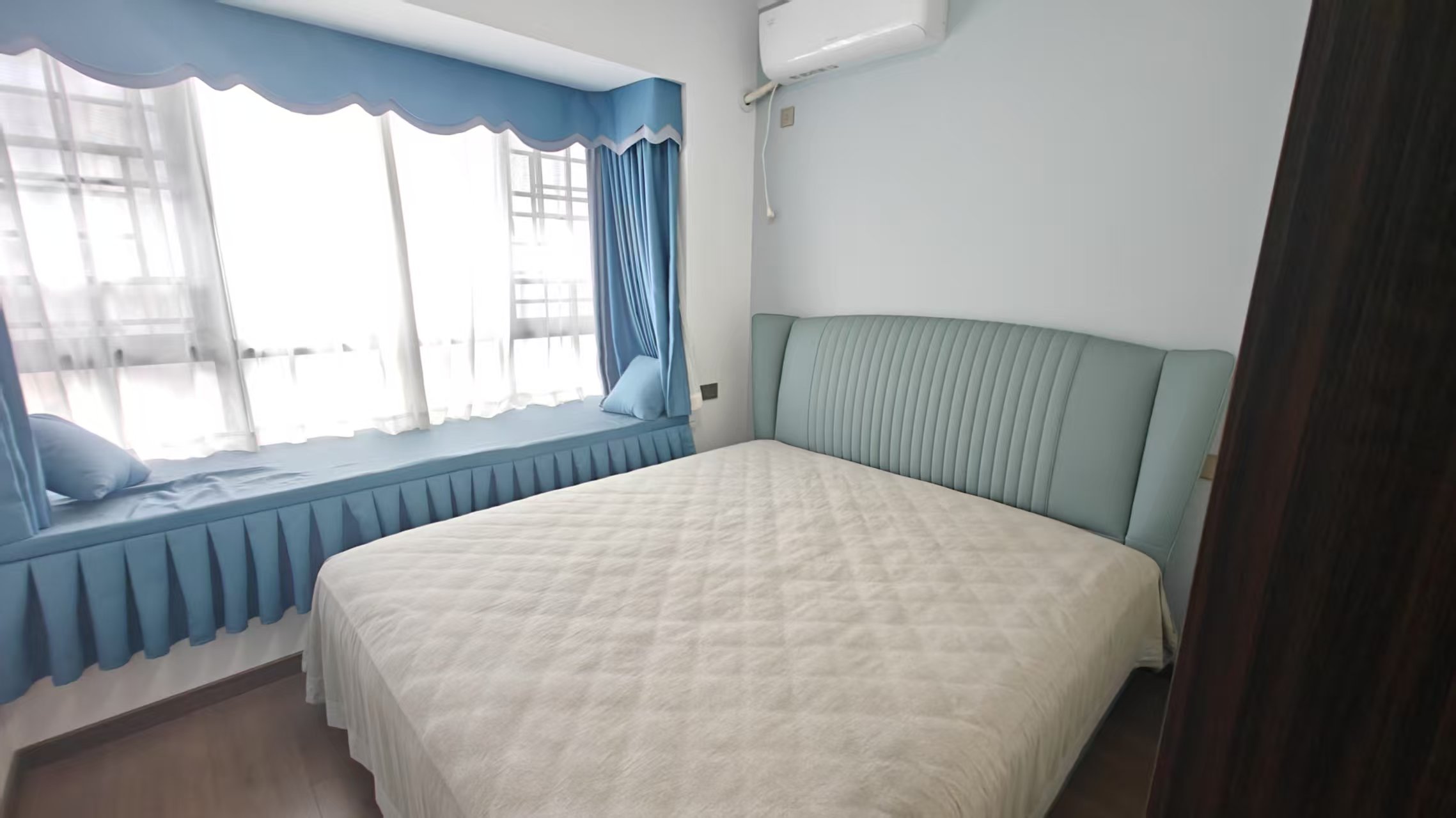 香江豪苑  4室2厅2卫    89.8万 香江豪苑  4室2厅2卫    89.8万室内图