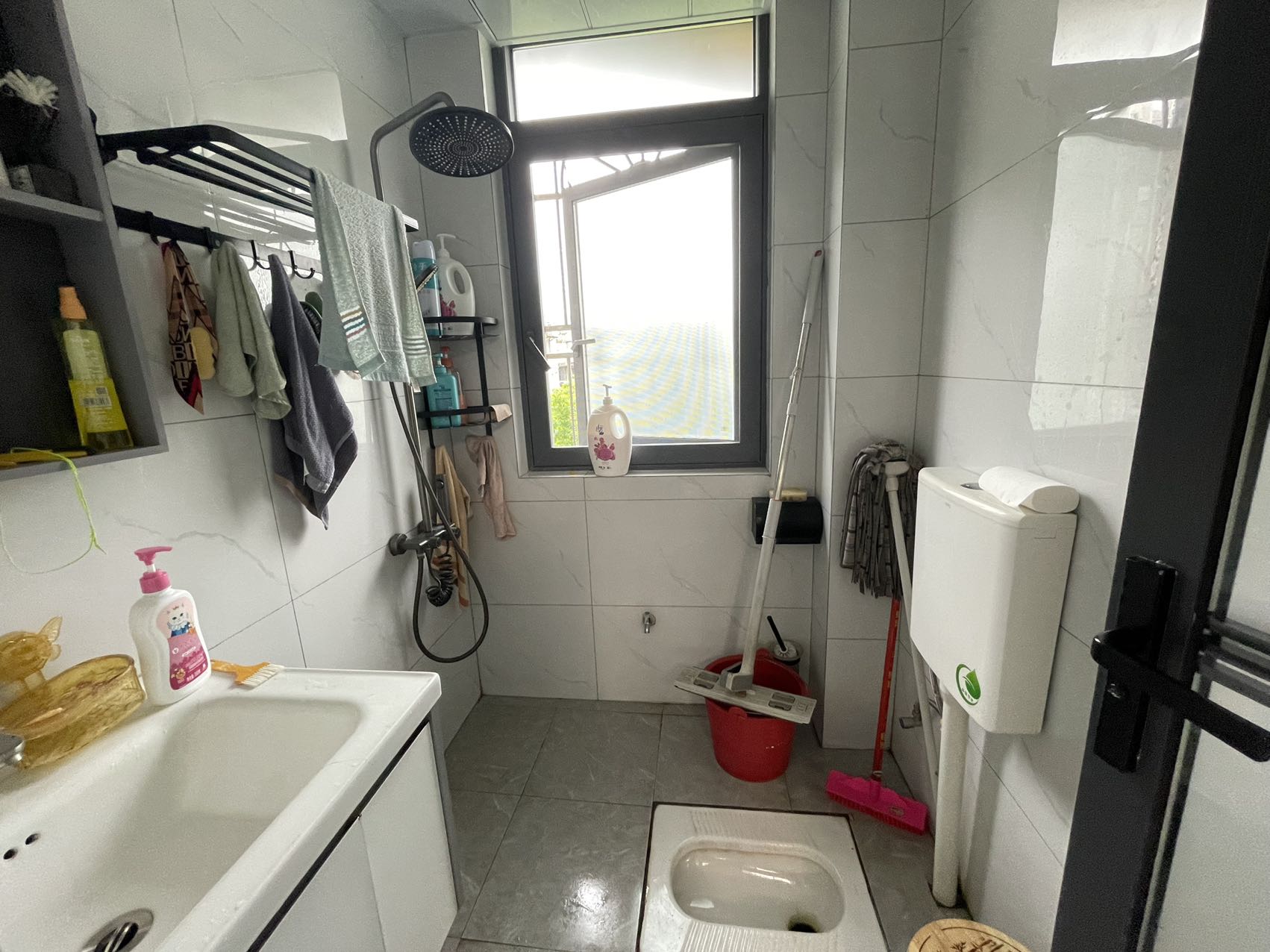 保利高尚小区 4室2厅2卫 68.8万 保利高尚小区 4室2厅2卫 68.8万室内图