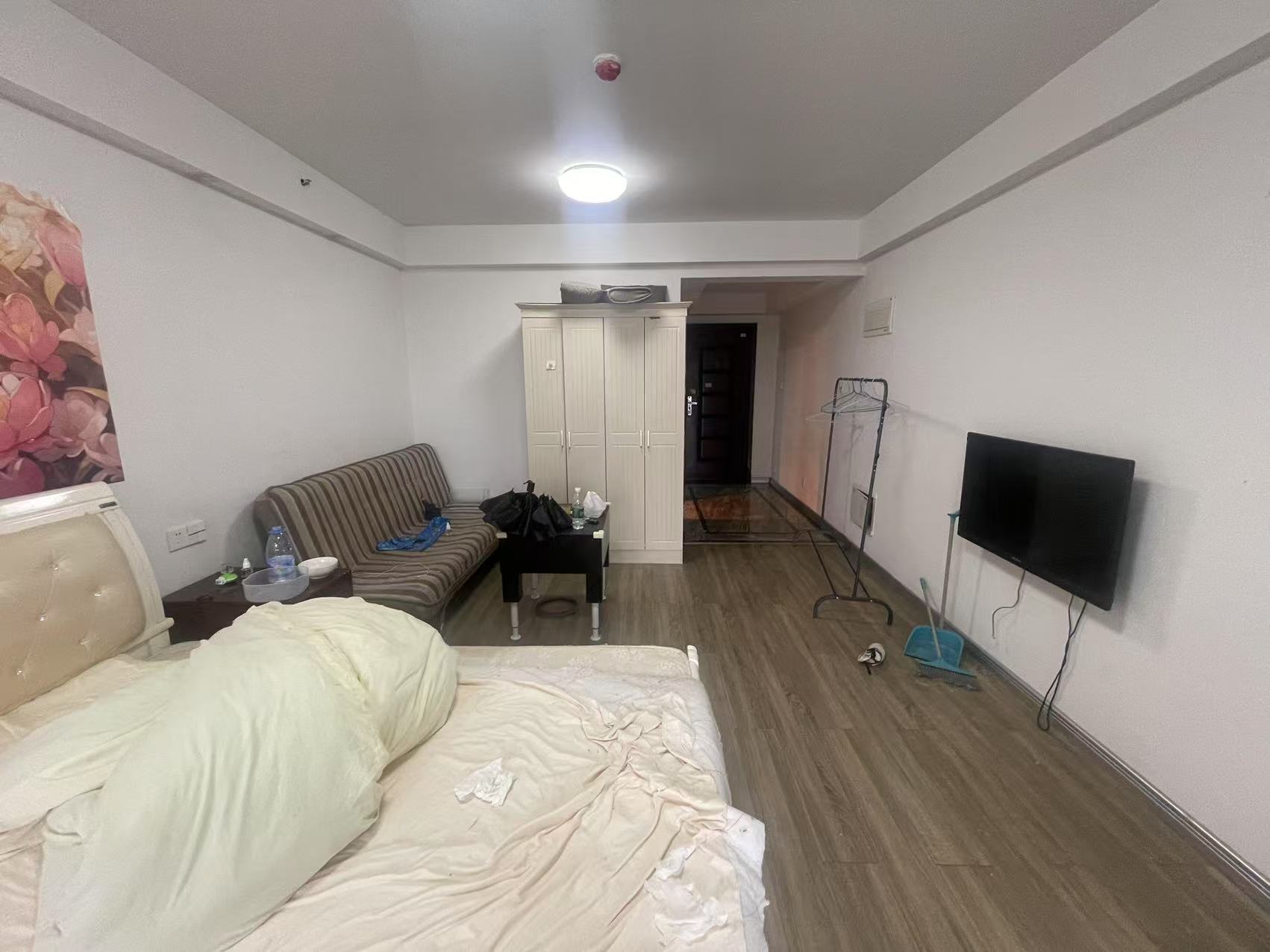 佳兆业金域天下三期 1室1厅1卫 25.0万 佳兆业金域天下三期 1室1厅1卫 25.0万室内图