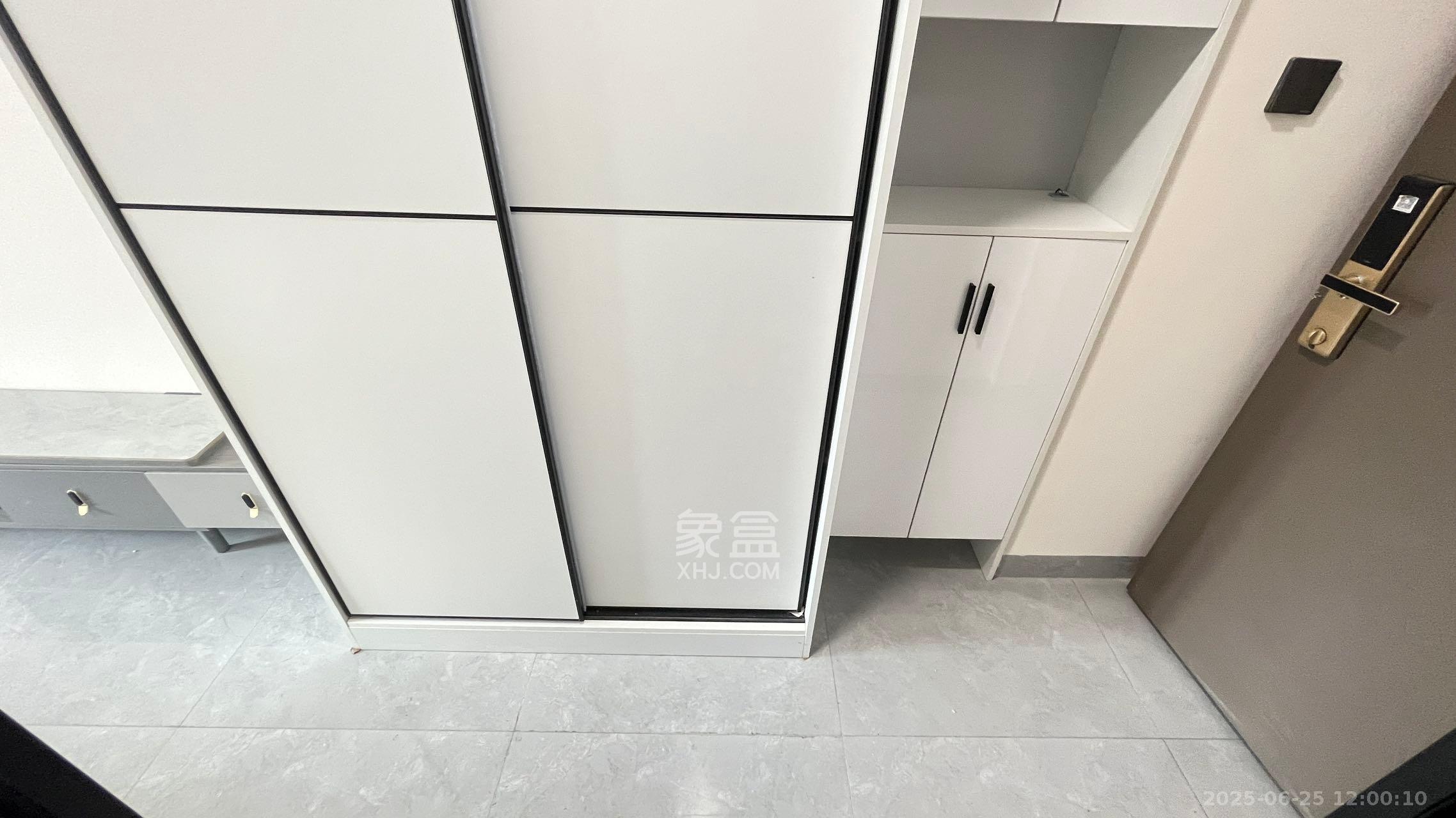卓越伊景寓  1室1厅1卫   1500.00元/月室内图