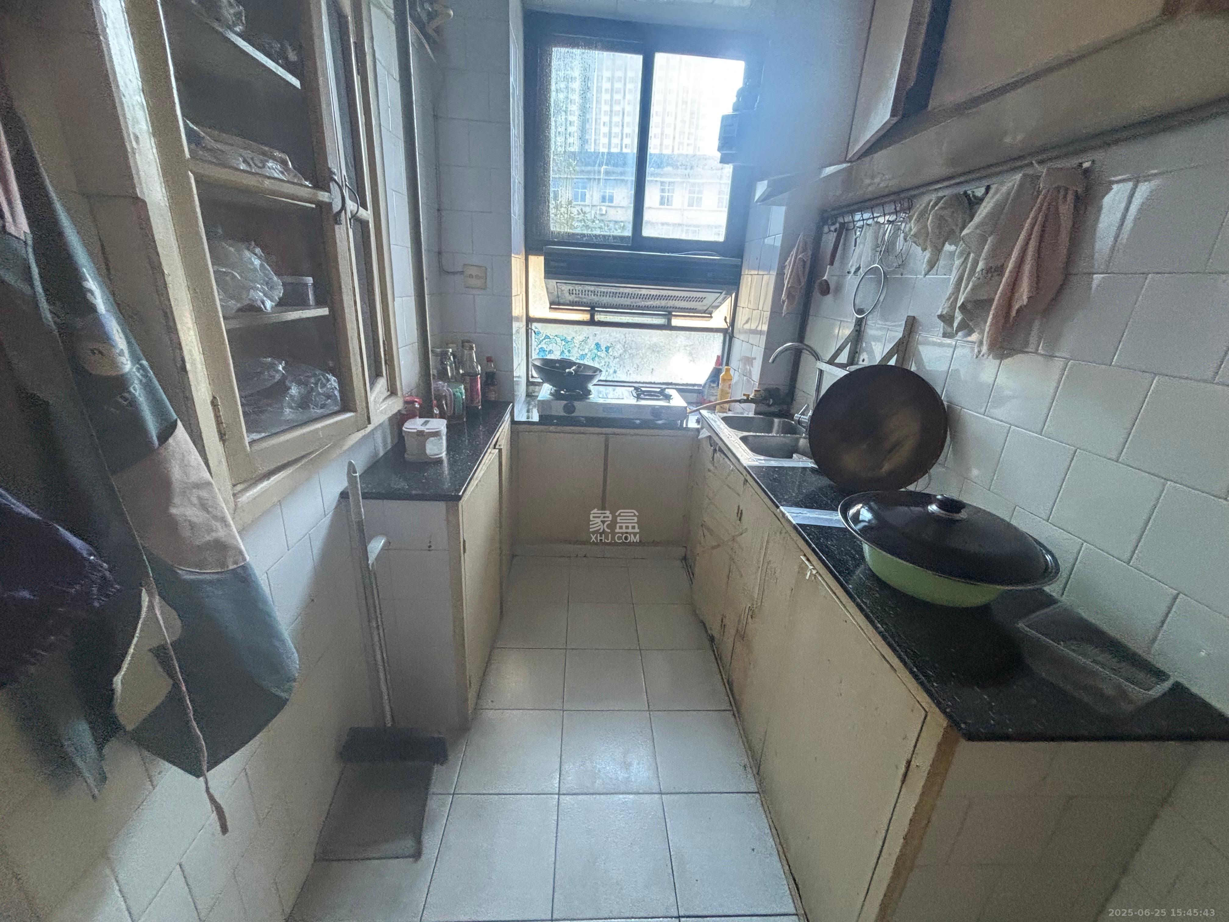 湖南省道路运输管理局  4室1厅1卫    2600.0元/月室内图