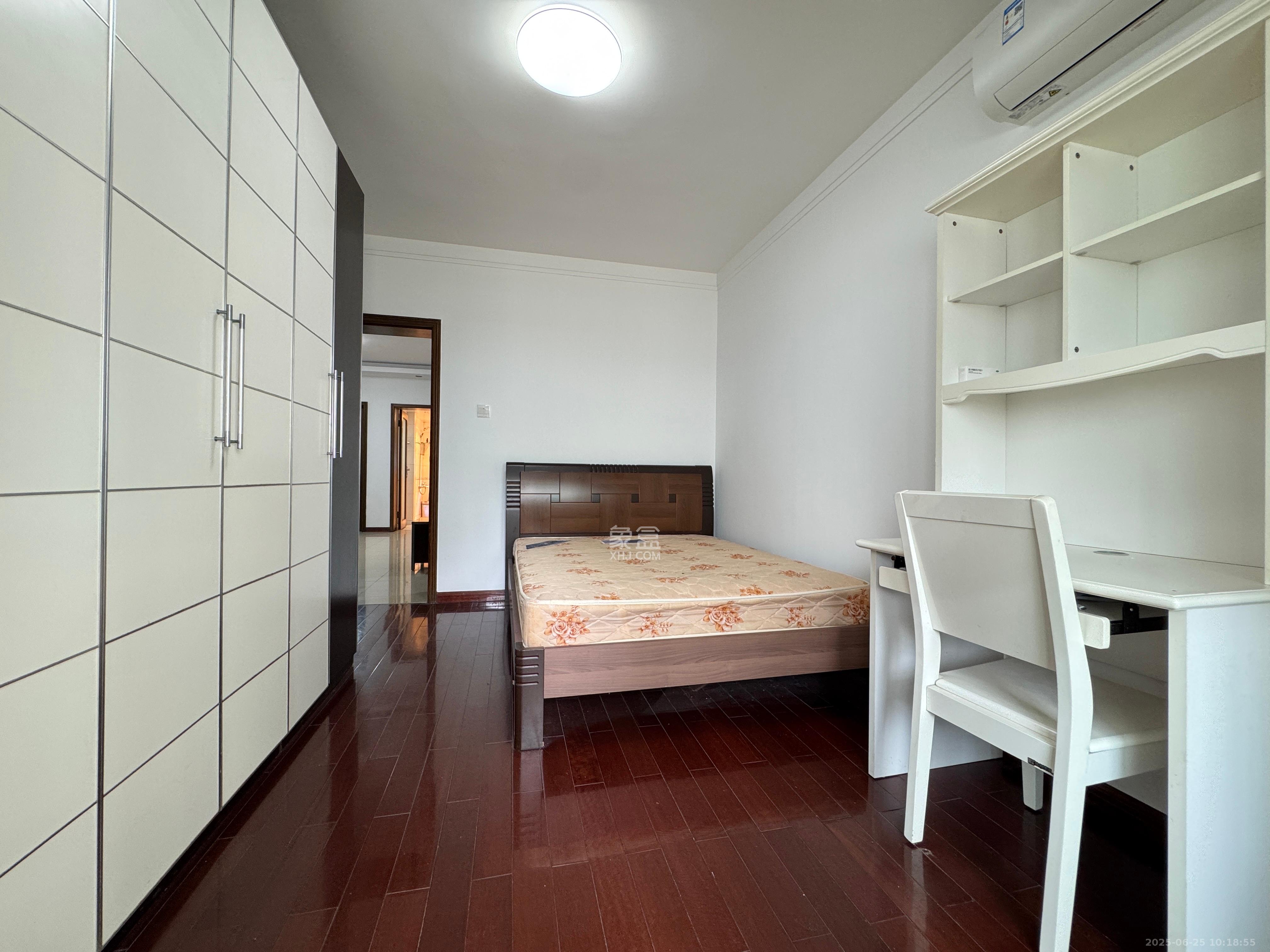 轻工小区（湖南轻工研究院宿舍）  3室1厅1卫   2600.00元/月室内图