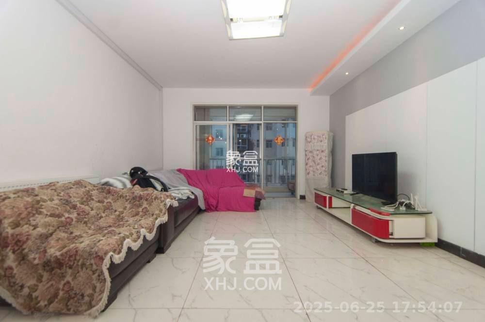 华银园 3室2厅1卫 2500.0元/月 华银园 3室2厅1卫 2500.0元/月室内图