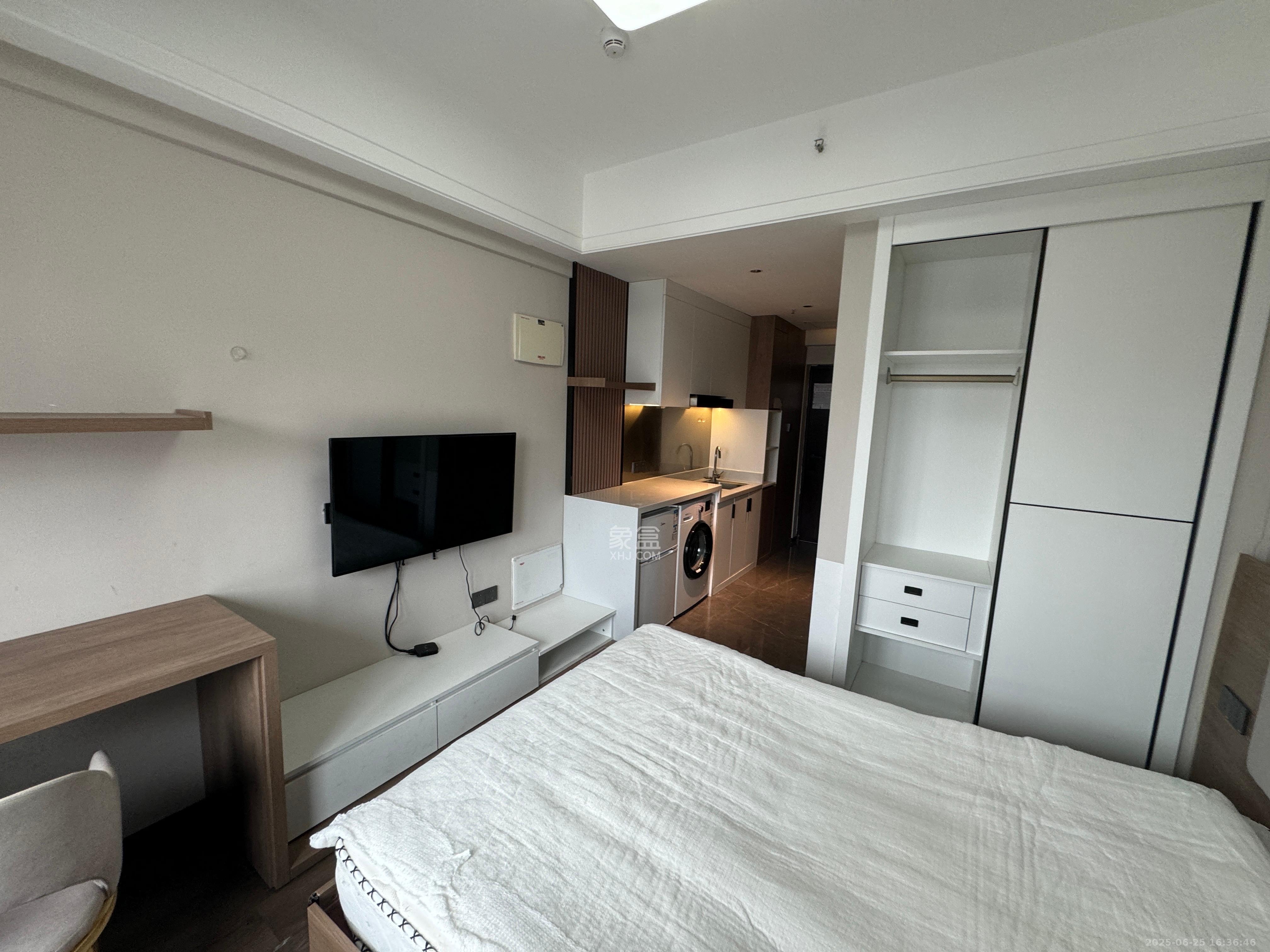 阳光城檀悦  1室1厅1卫    1800.0元/月室内图