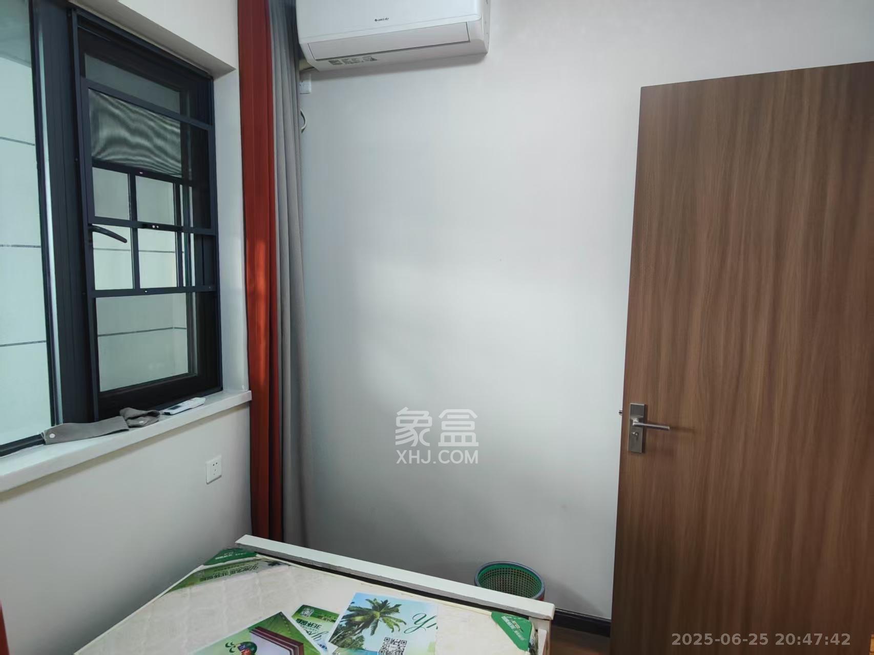 保利恒伟时光印象 4室2厅2卫 2700.0元/月 保利恒伟时光印象 4室2厅2卫 2700.0元/月室内图