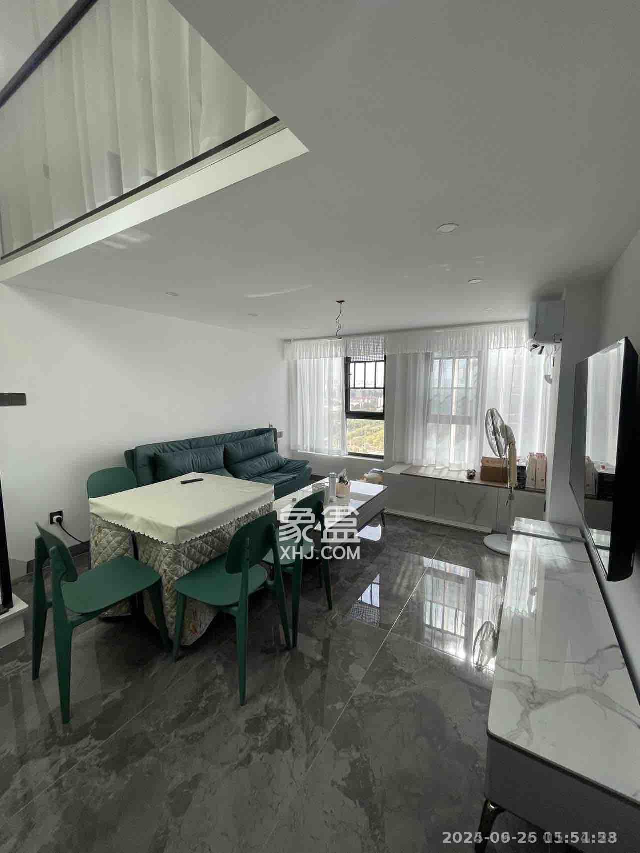 润和国际广场 2室1厅1卫 2300.0元/月 润和国际广场 2室1厅1卫 2300.0元/月室内图