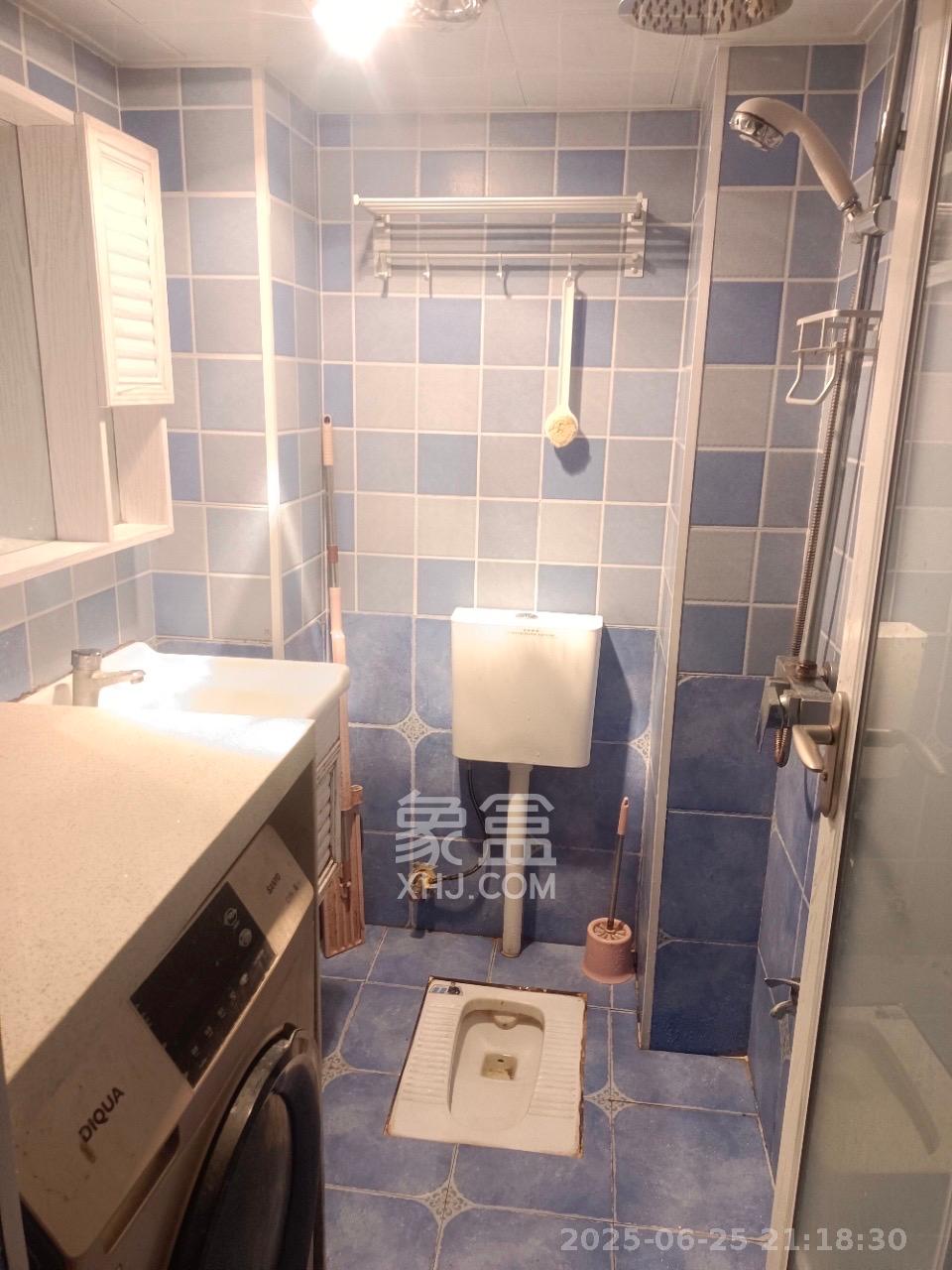 天鸿天府(天鸿中央大院)  1室1厅1卫    1600.0元/月 天鸿天府(天鸿中央大院)  1室1厅1卫    1600.0元/月室内图