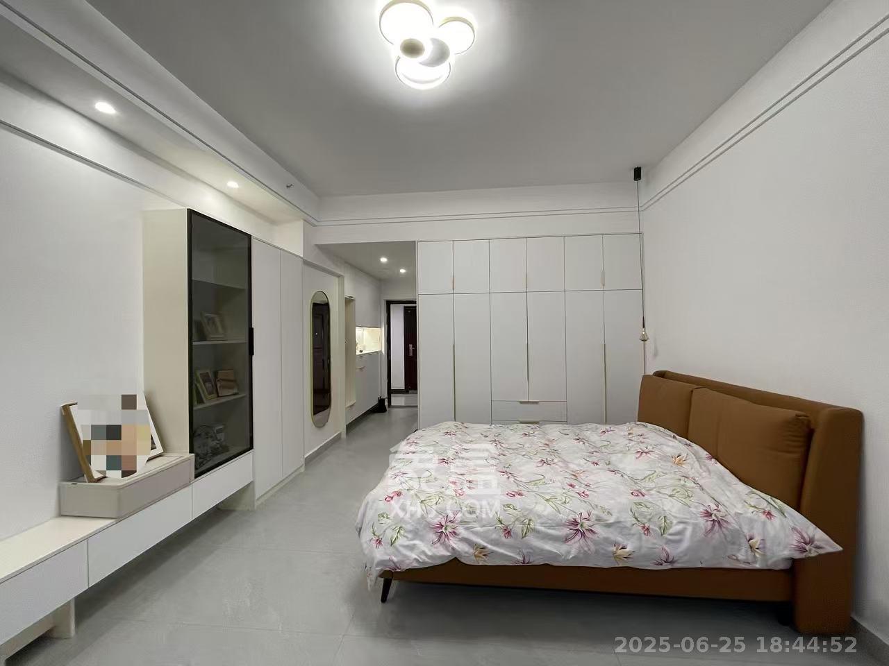中建嘉和城  1室1厅1卫   1800.00元/月室内图