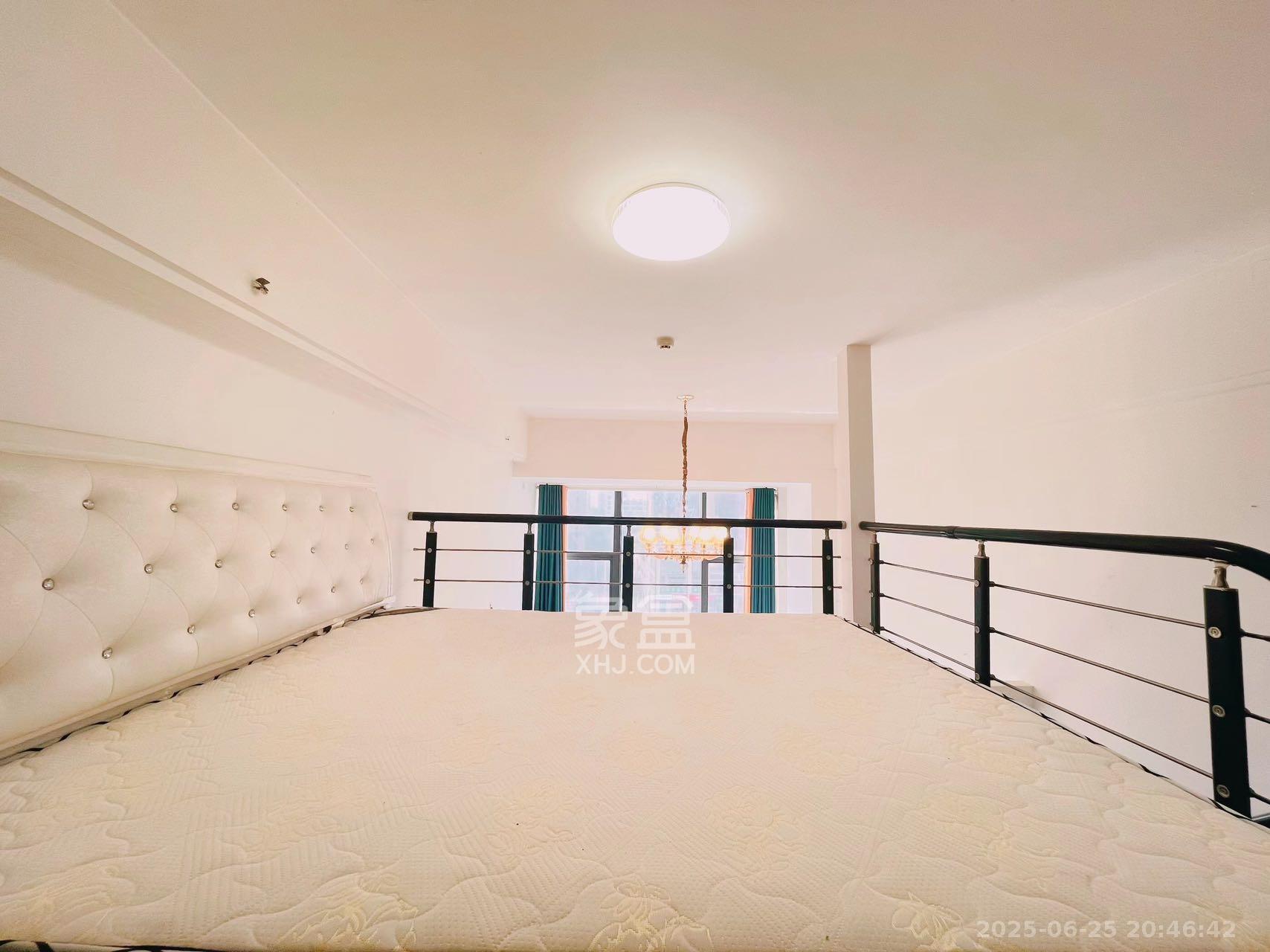 裕天国际商汇中心 1室1厅1卫 1800.0元/月 裕天国际商汇中心 1室1厅1卫 1800.0元/月室内图