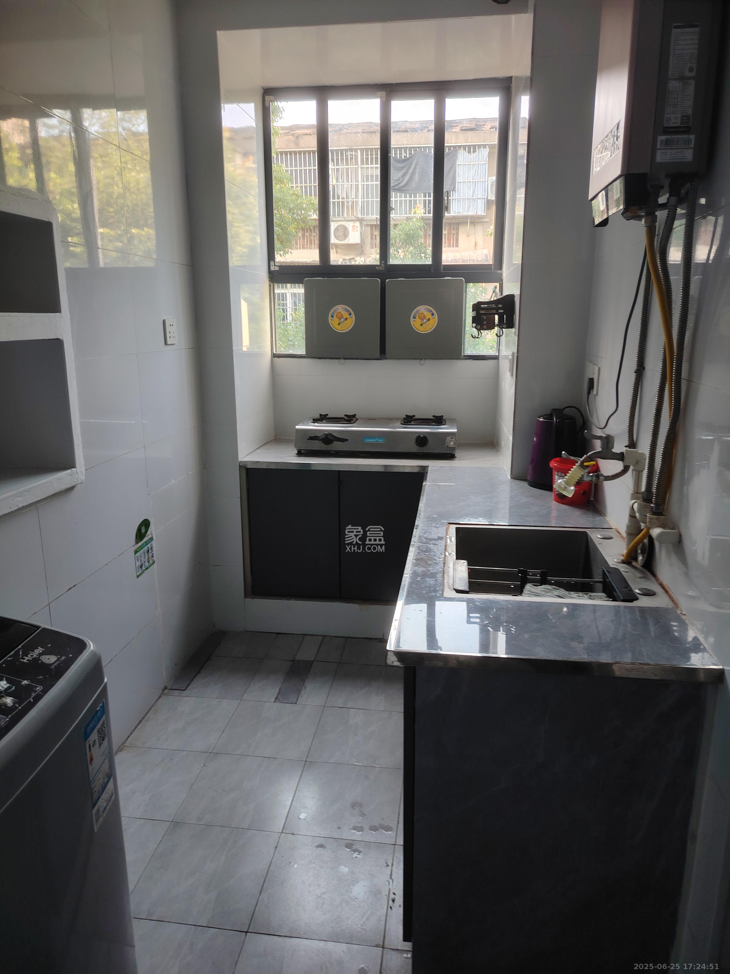 军属新村 2室0厅1卫 1400.0元/月 军属新村 2室0厅1卫 1400.0元/月室内图