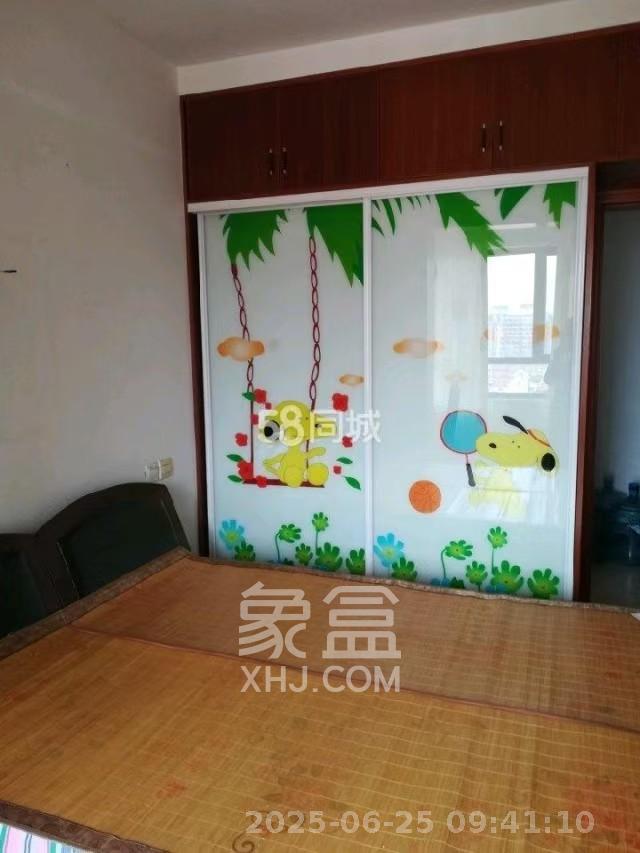 南国新城  3室2厅1卫    1800.0元/月