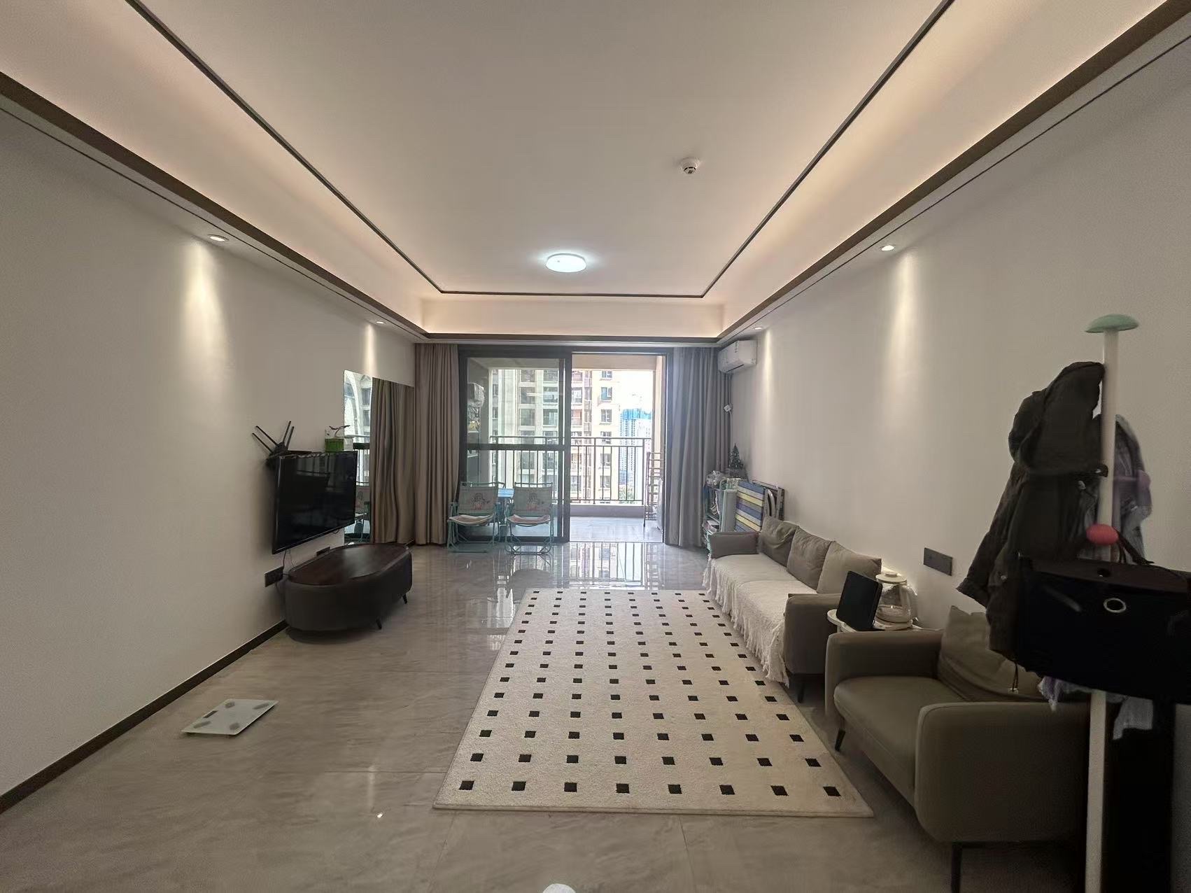 海航豪庭南苑 2室2厅1卫 205.0万 海航豪庭南苑 2室2厅1卫 205.0万客厅