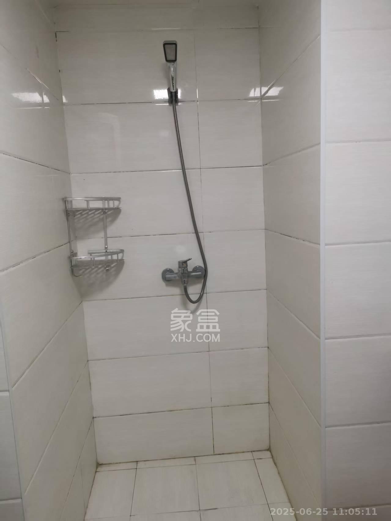 达美D6区  1室1厅1卫   1450.00元/月室内图