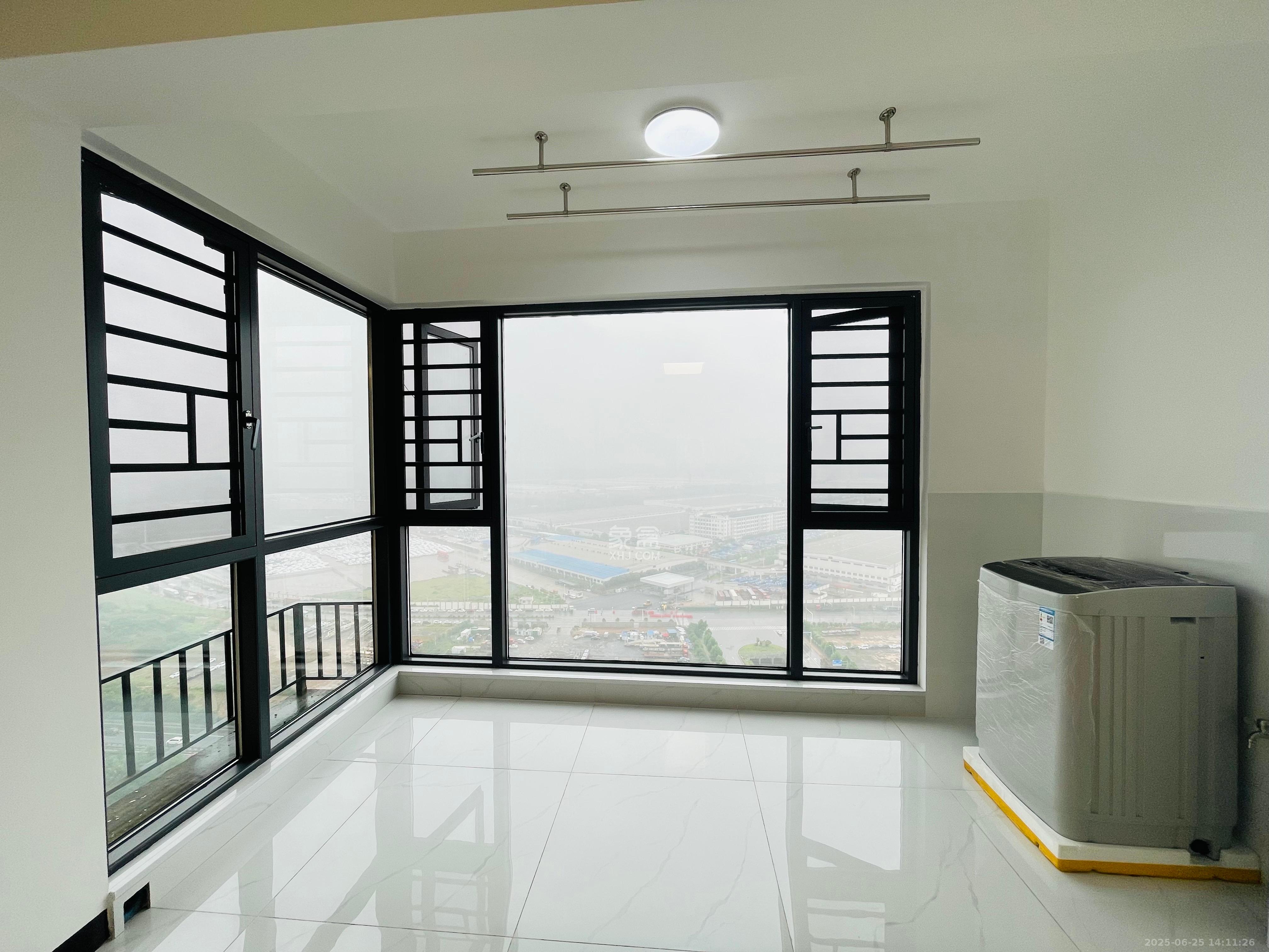 中建嘉和城 3室2厅1卫 1600.0元/月 中建嘉和城 3室2厅1卫 1600.0元/月室内图