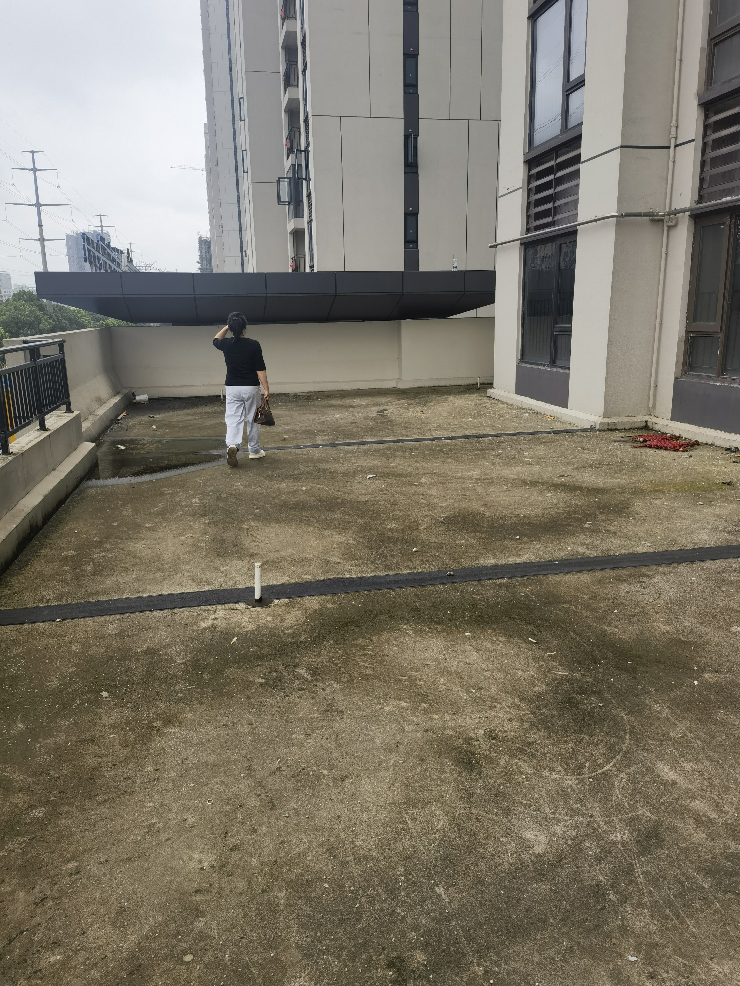 碧桂园正央时代  4室2厅2卫   70.00万客厅