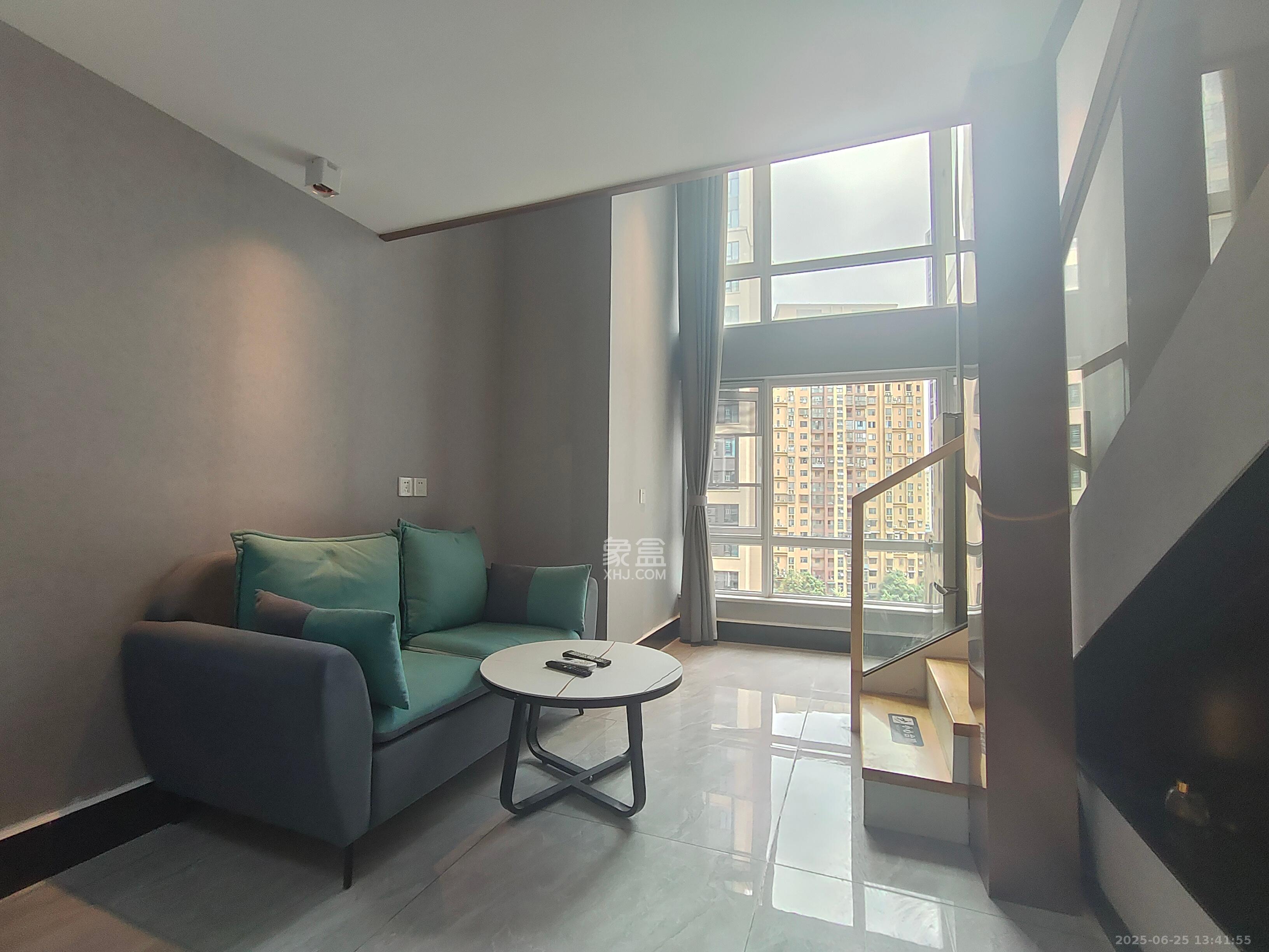 金地铂悦  1室0厅0卫    1600.0元/月 金地铂悦  1室0厅0卫    1600.0元/月室内图